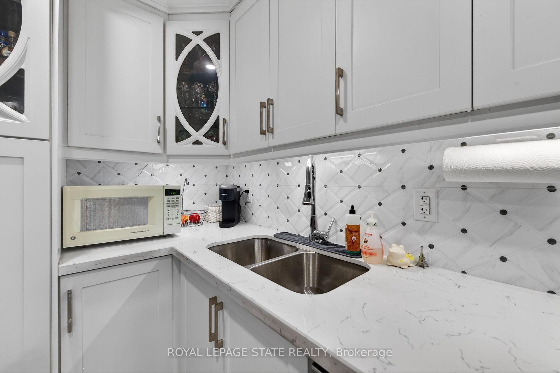 Photo 11 of 219 Hess Street S, Hamilton, Durand — HOMEH