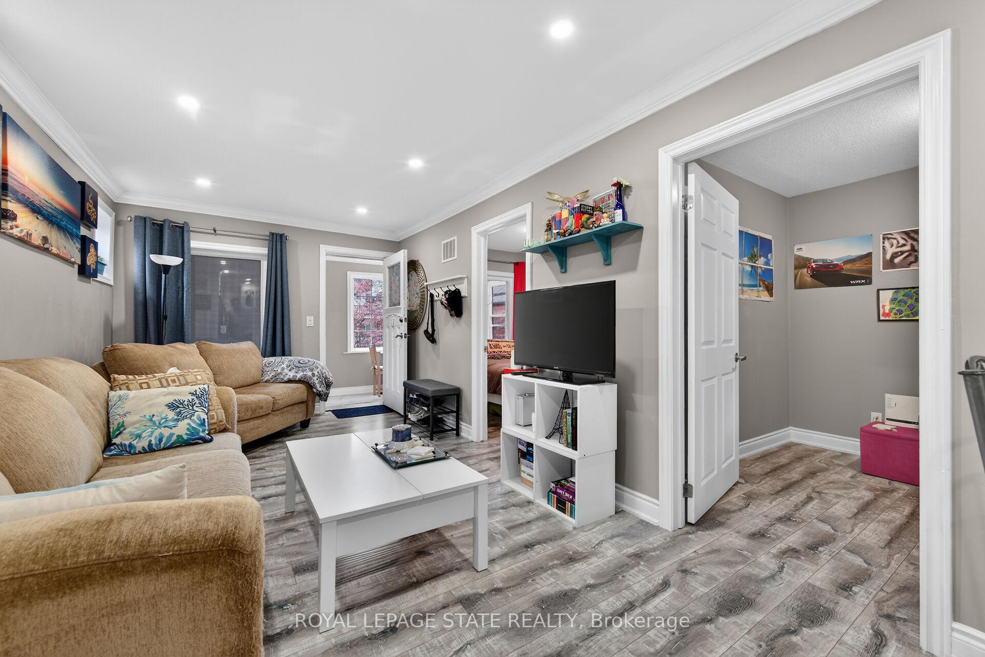 Photo 18 of 219 Hess Street S, Hamilton, Durand — HOMEH
