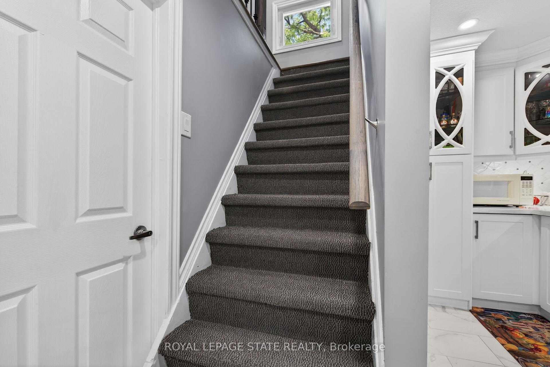 Photo 24 of 219 Hess Street S, Hamilton, Durand — HOMEH