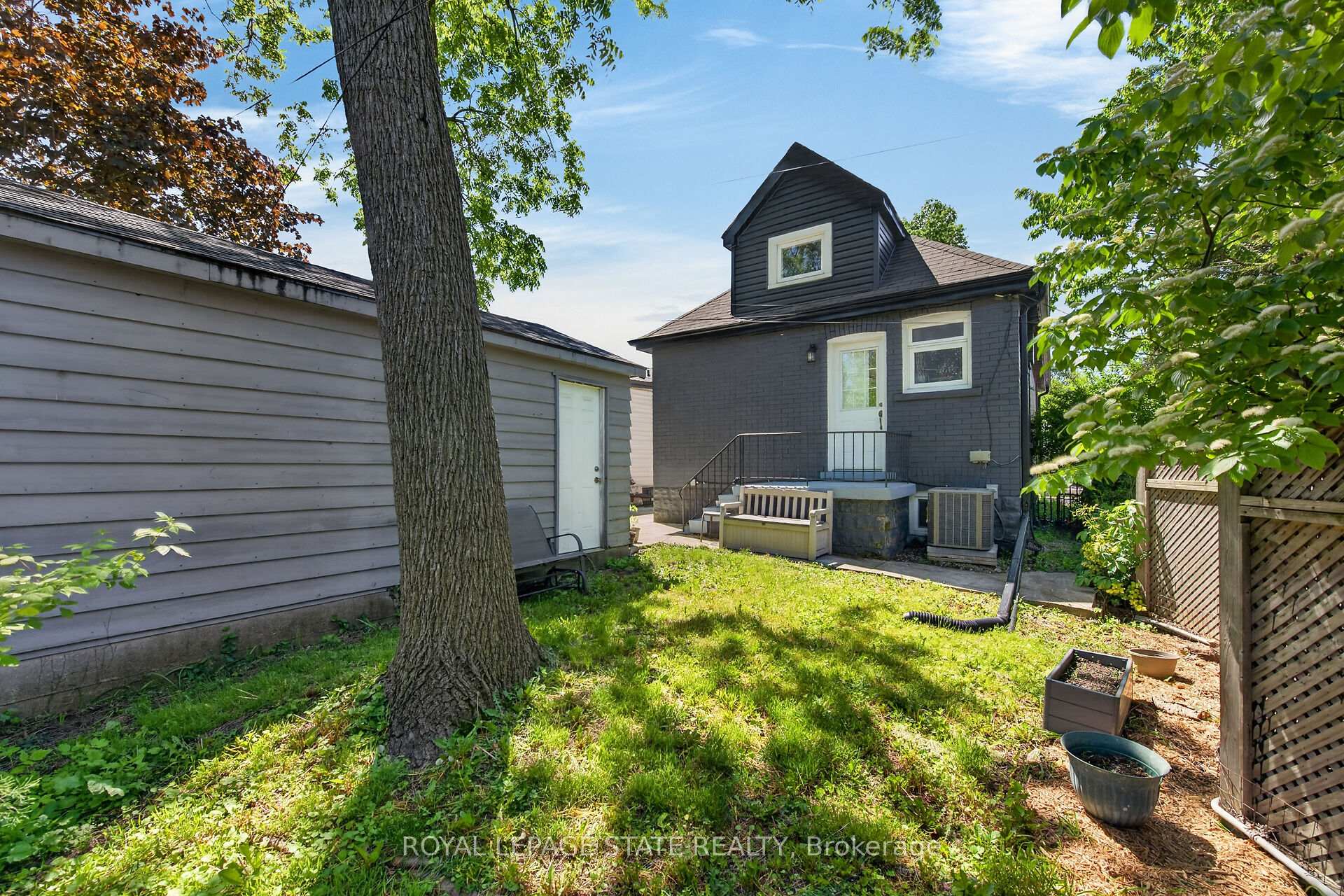 Photo 41 of 219 Hess Street S, Hamilton, Durand — HOMEH