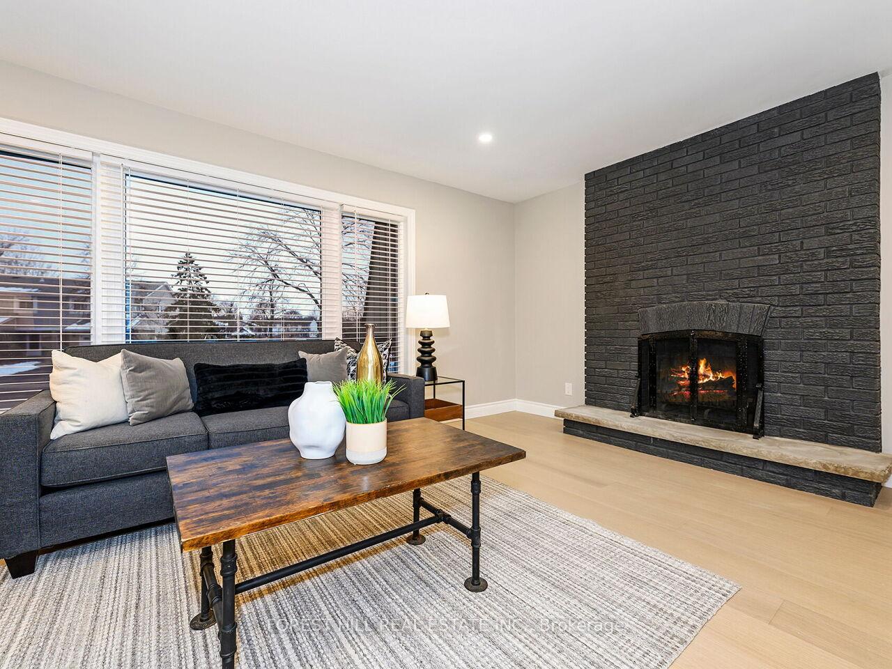 Photo 7 of 6921 Avila Road, Mississauga, Meadowvale — HOMEH
