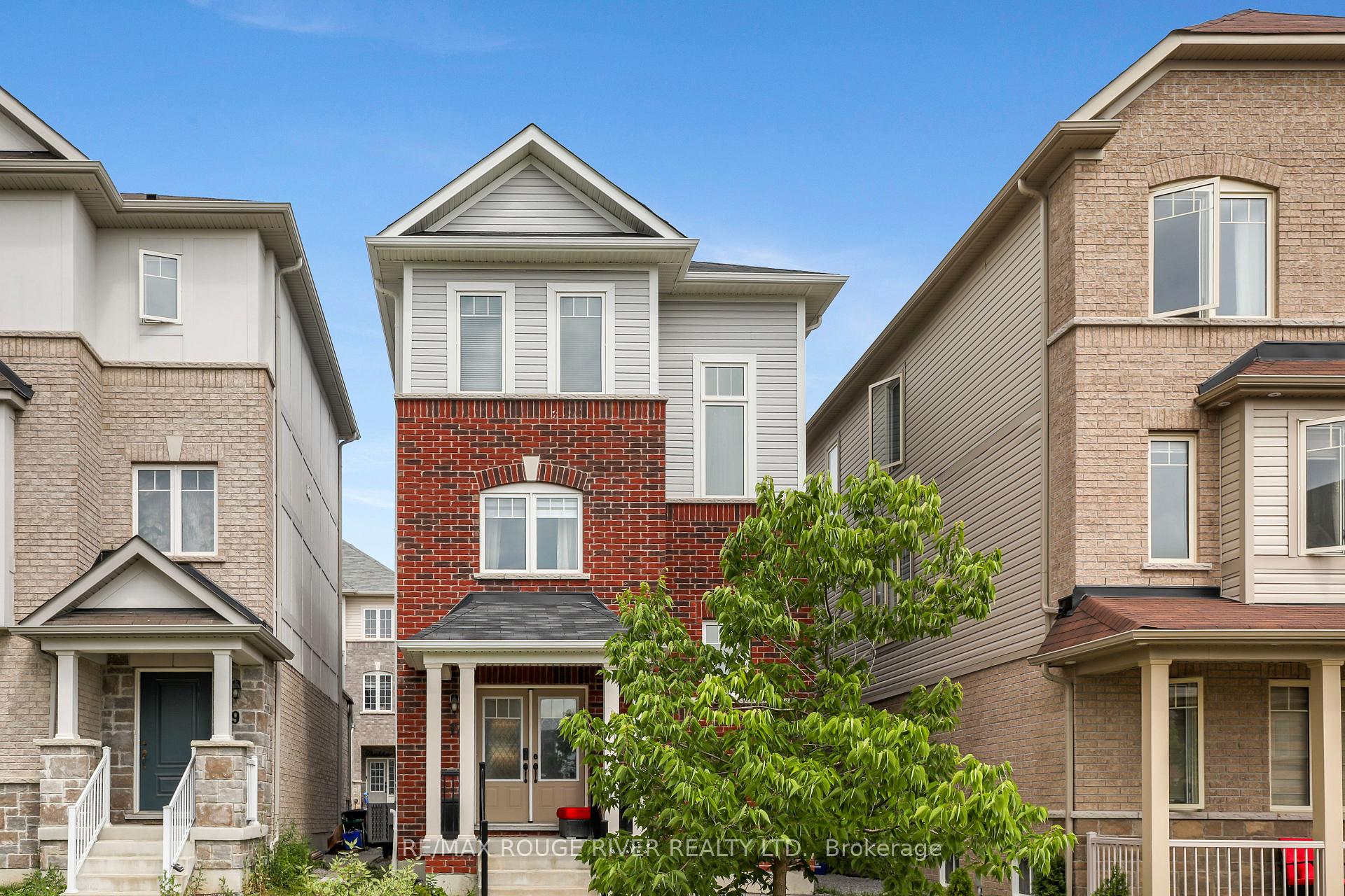 Photo of 17 Devineridge Avenue