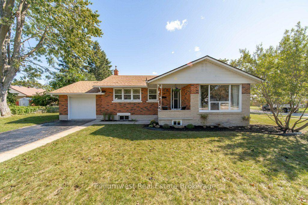 Photo 2 of 18 Maywood Road, Kitchener, Vanier - Kitchener — HOMEH
