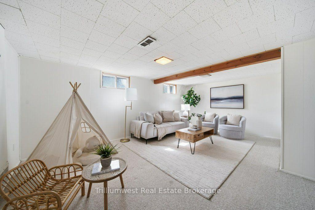Photo 30 of 18 Maywood Road, Kitchener, Vanier - Kitchener — HOMEH