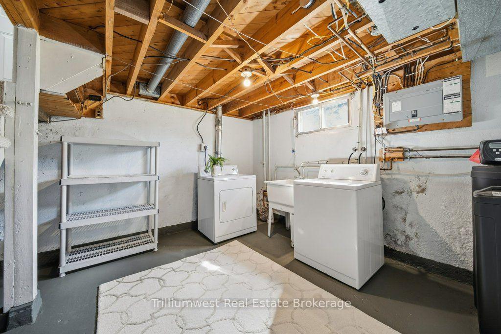Photo 37 of 18 Maywood Road, Kitchener, Vanier - Kitchener — HOMEH