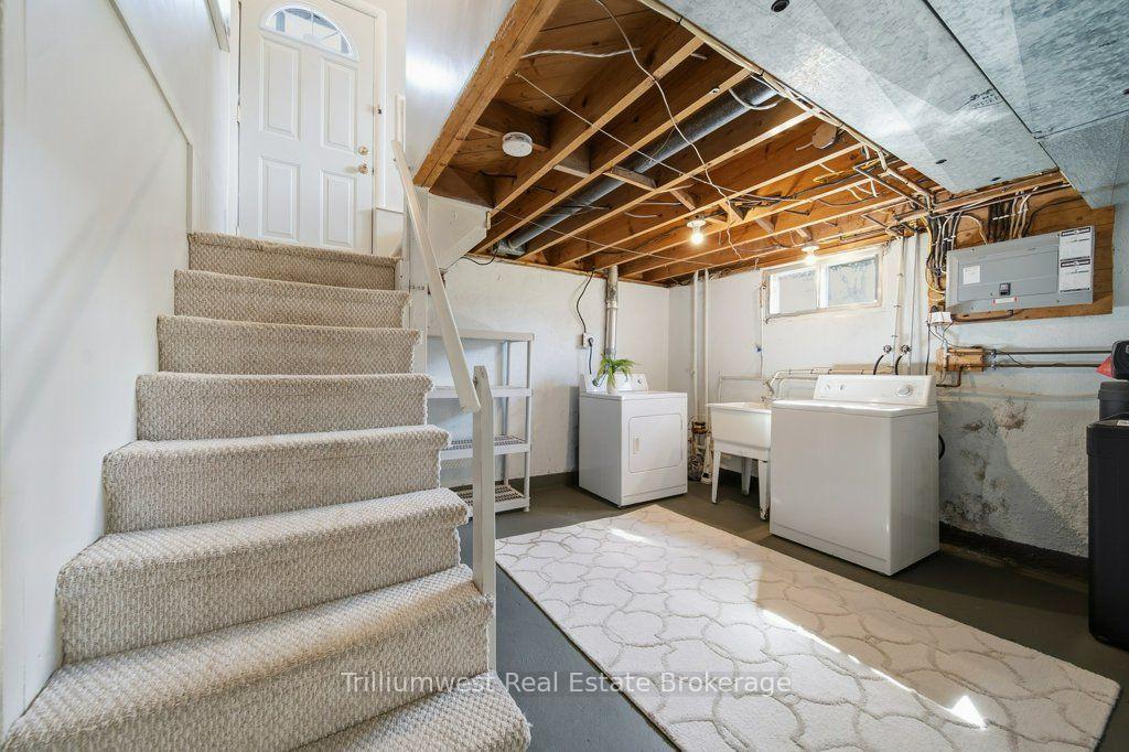 Photo 38 of 18 Maywood Road, Kitchener, Vanier - Kitchener — HOMEH