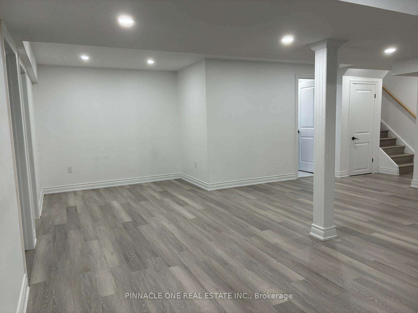 Photo 1 of 49 Lyle Drive, Clarington, Bowmanville — HOMEH