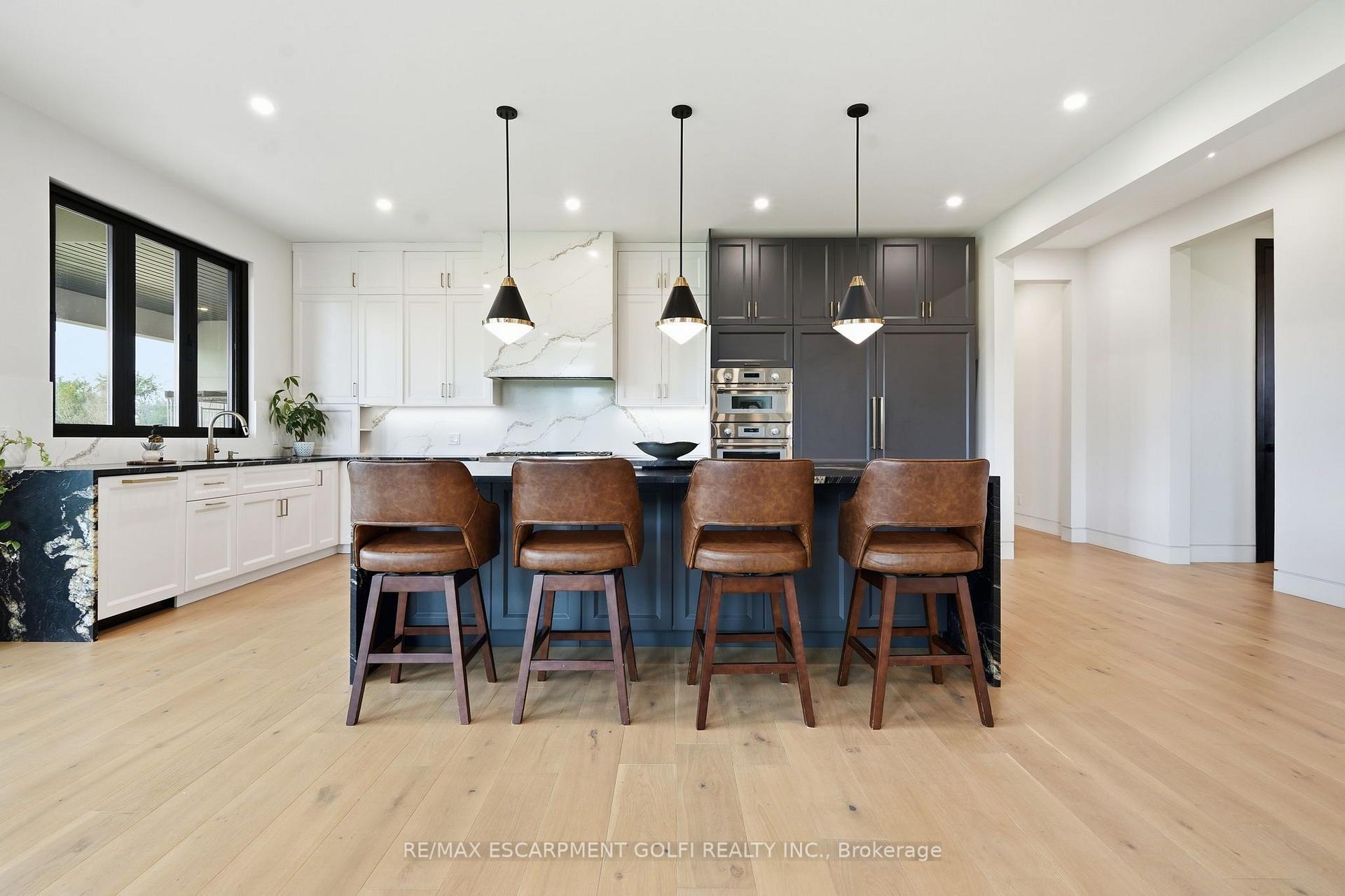 Photo 18 of 7944 Young Street, West Lincoln, West Lincoln — HOMEH