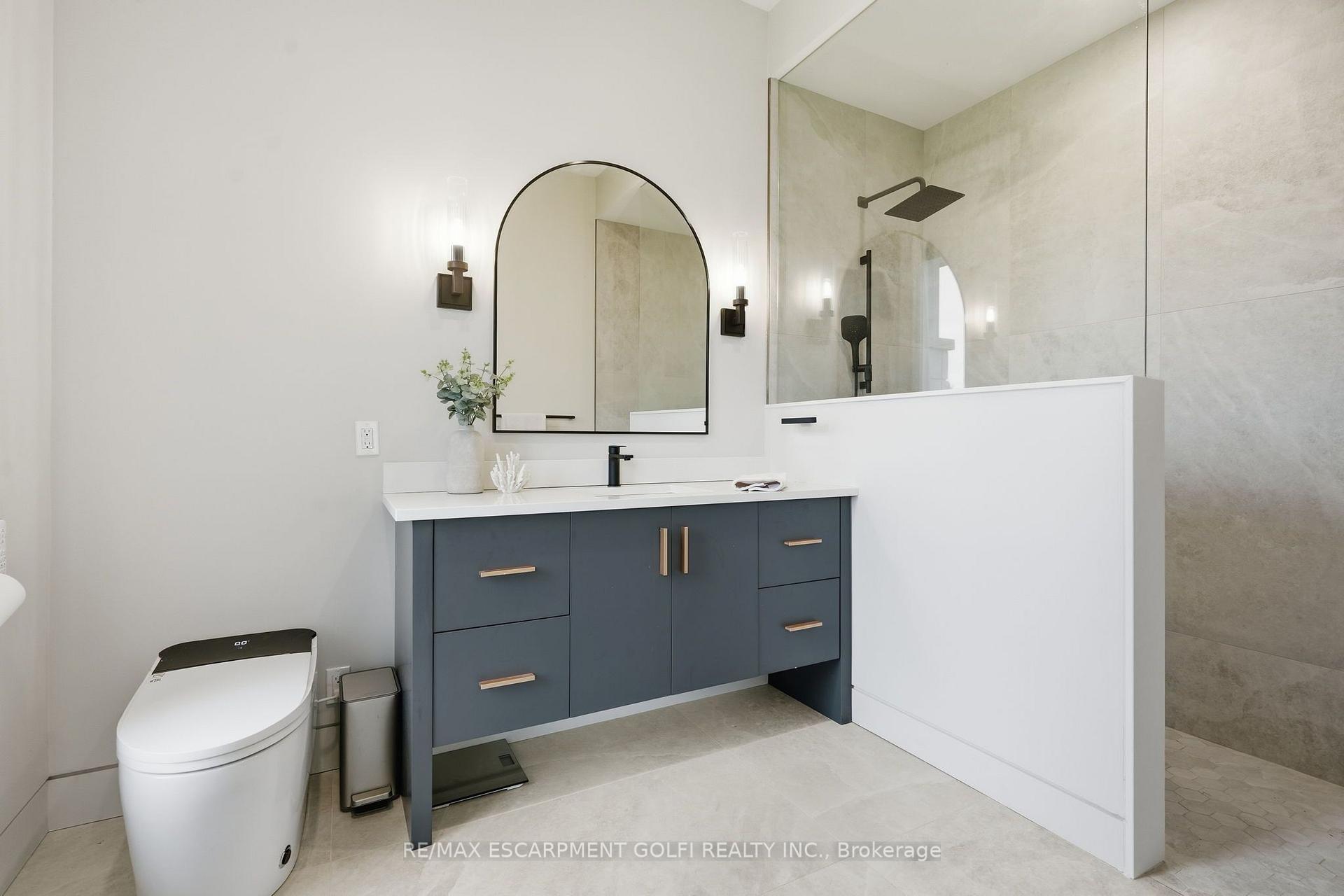 Photo 36 of 7944 Young Street, West Lincoln, West Lincoln — HOMEH