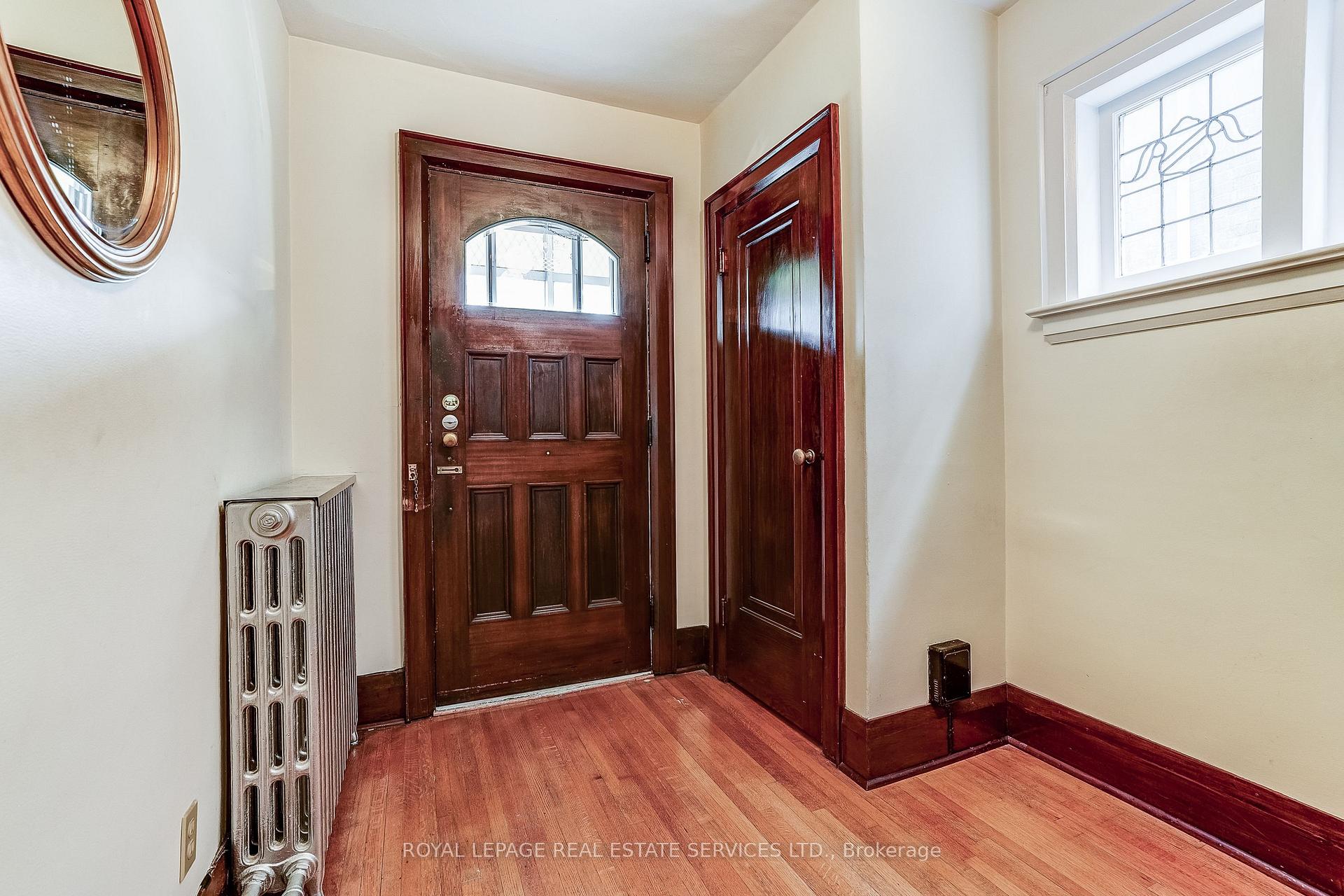 Photo 5 of 15 Oakview Avenue, Toronto, High Park North — HOMEH
