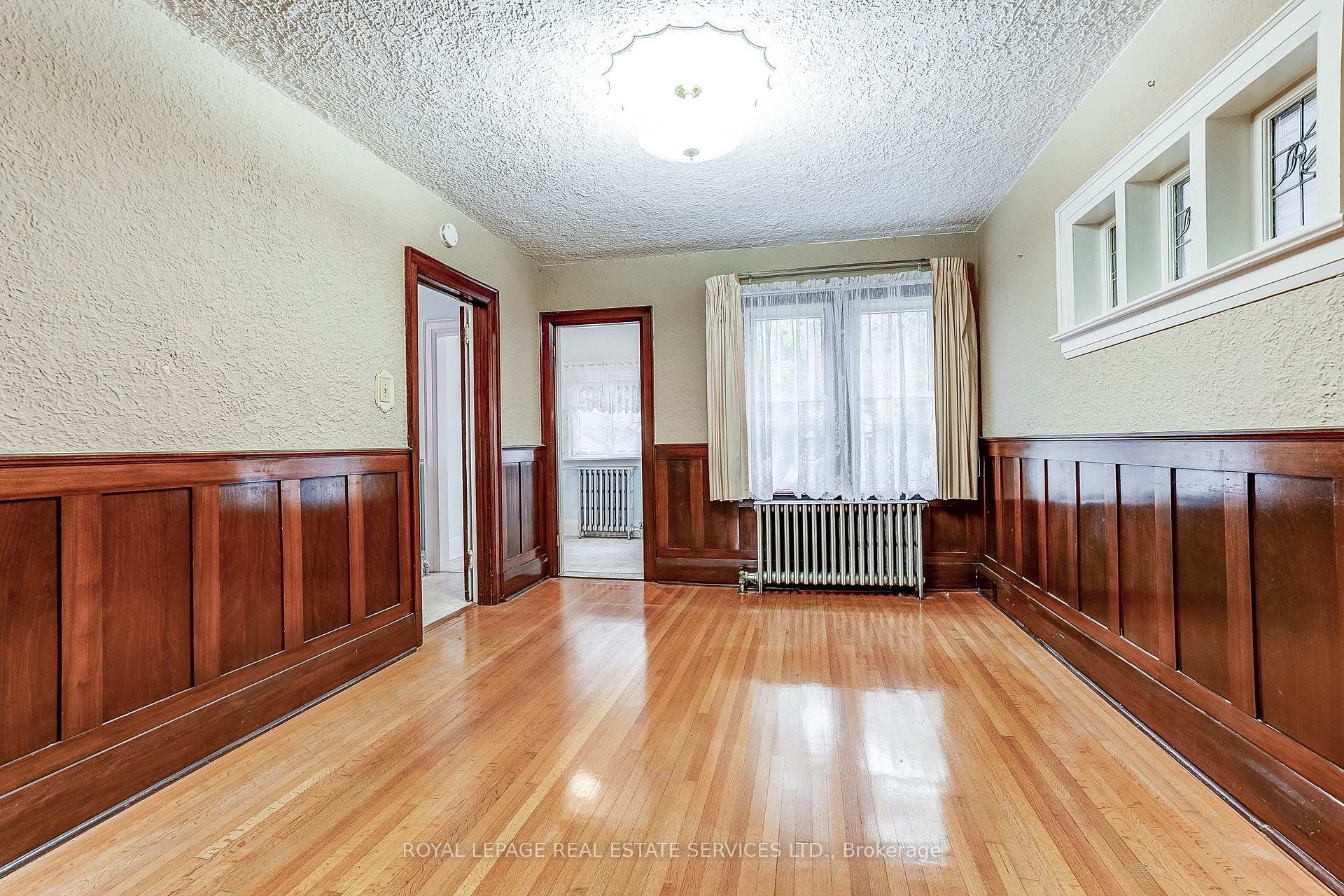 Photo 9 of 15 Oakview Avenue, Toronto, High Park North — HOMEH