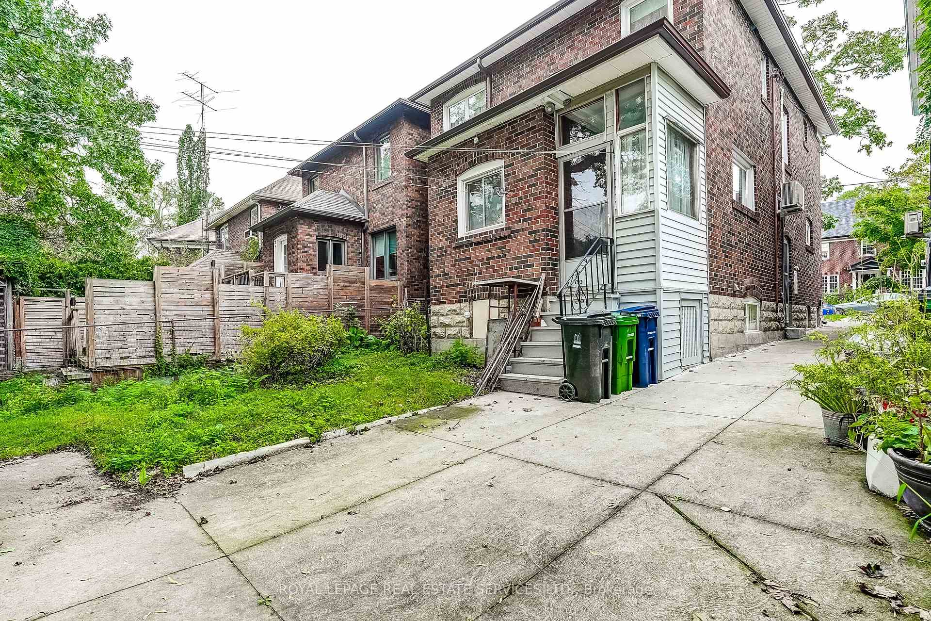 Photo 36 of 15 Oakview Avenue, Toronto, High Park North — HOMEH
