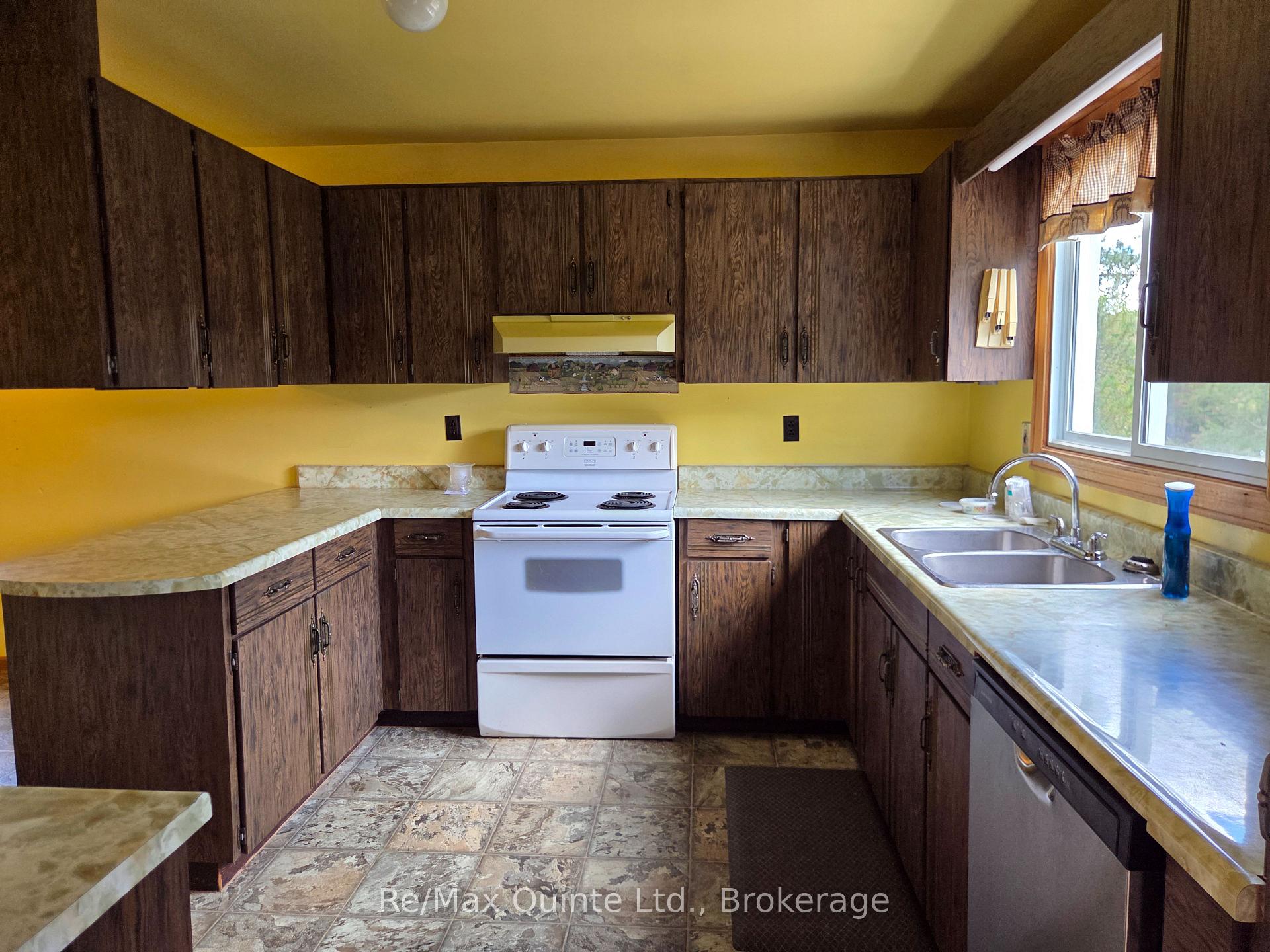 Photo 10 of 663 Esker Road, Tweed, Hungerford (Twp) — HOMEH