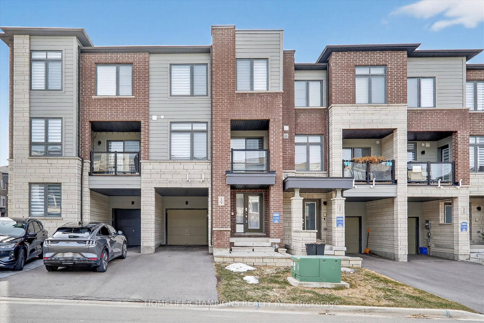 Photo 1 of 39 Delano Way, Newmarket, Woodland Hill — HOMEH