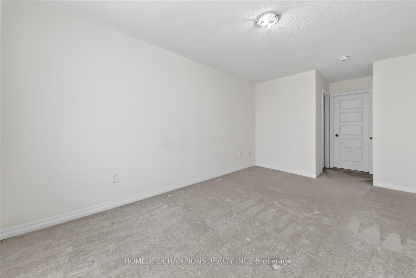 Photo 22 of 39 Delano Way, Newmarket, Woodland Hill — HOMEH