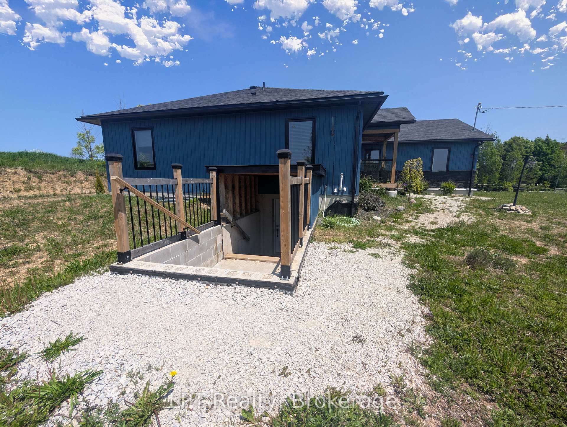Photo 30 of 20 Red Bay Road, South Bruce Peninsula — HOMEH