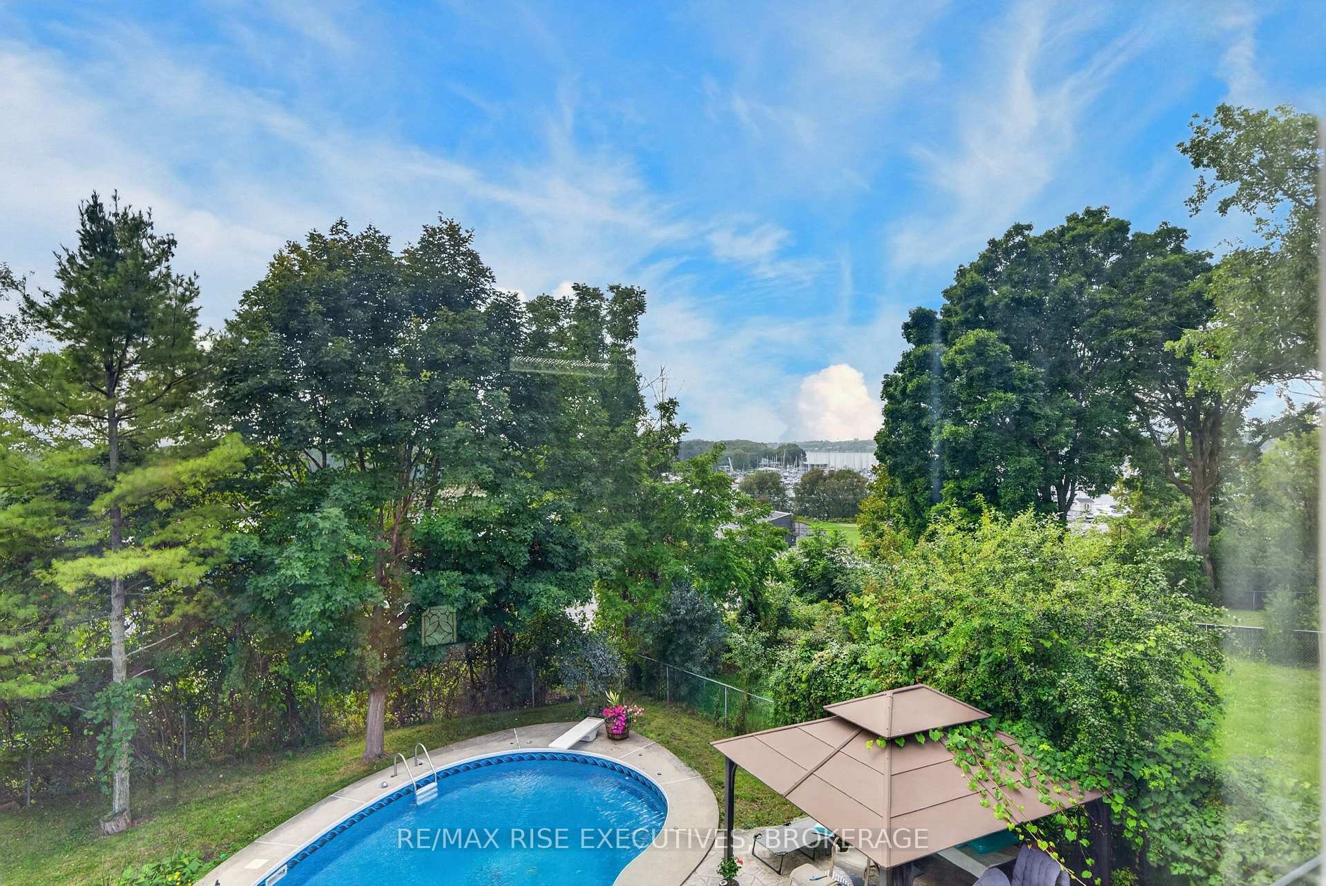Photo 24 of 601 Forest Hill Drive, Kingston, South of Taylor-Kidd Blvd — HOMEH