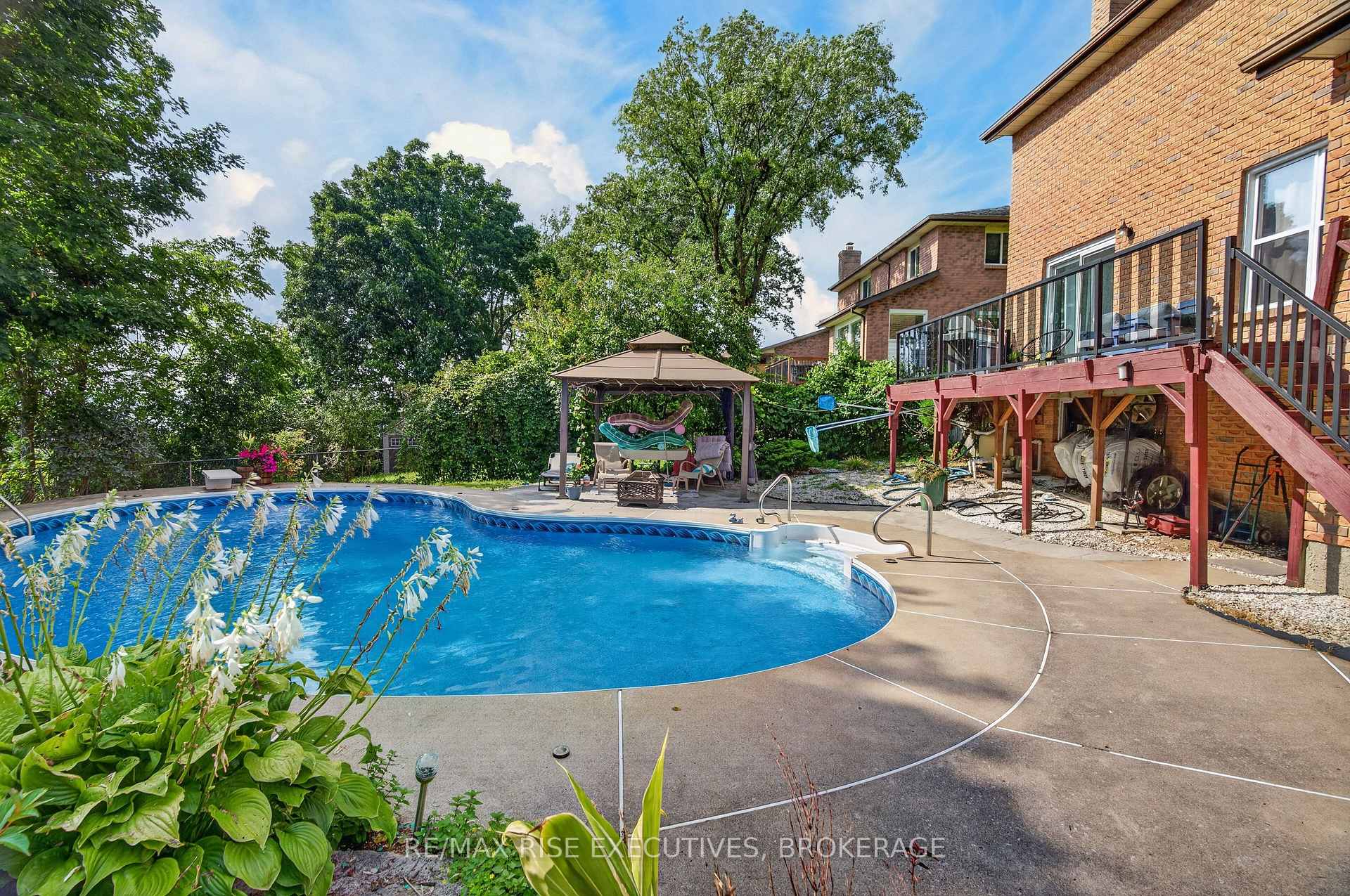 Photo 42 of 601 Forest Hill Drive, Kingston, South of Taylor-Kidd Blvd — HOMEH