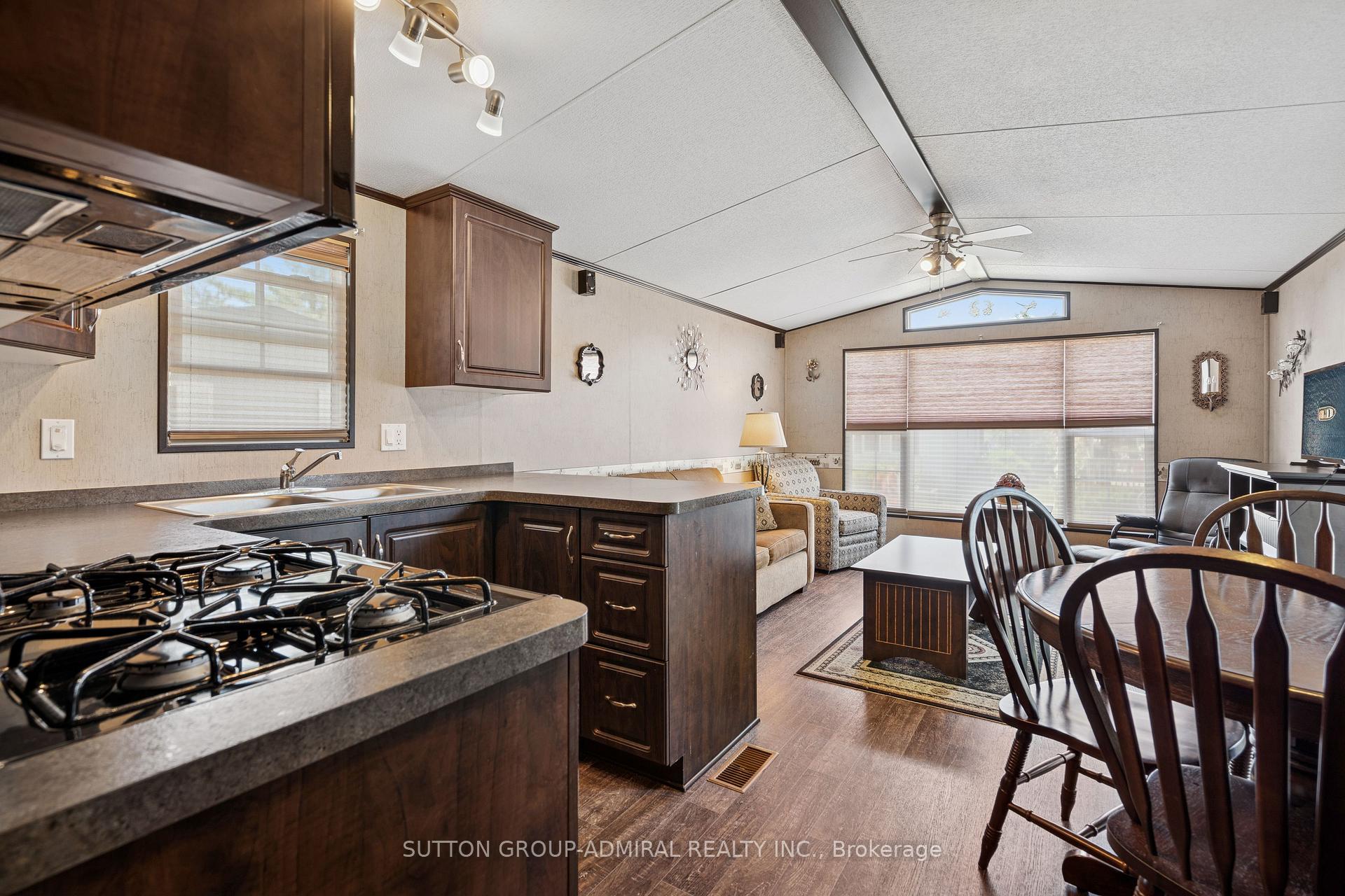 Photo 16 of Unit 70, 1082 Shamrock Marina Road, Gravenhurst, Morrison — HOMEH