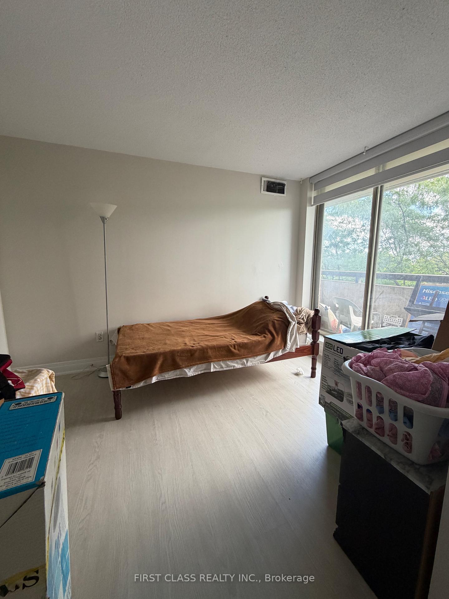 Photo 21 of Unit 402, 30 Malta Avenue, Brampton, Fletcher's Creek South — HOMEH
