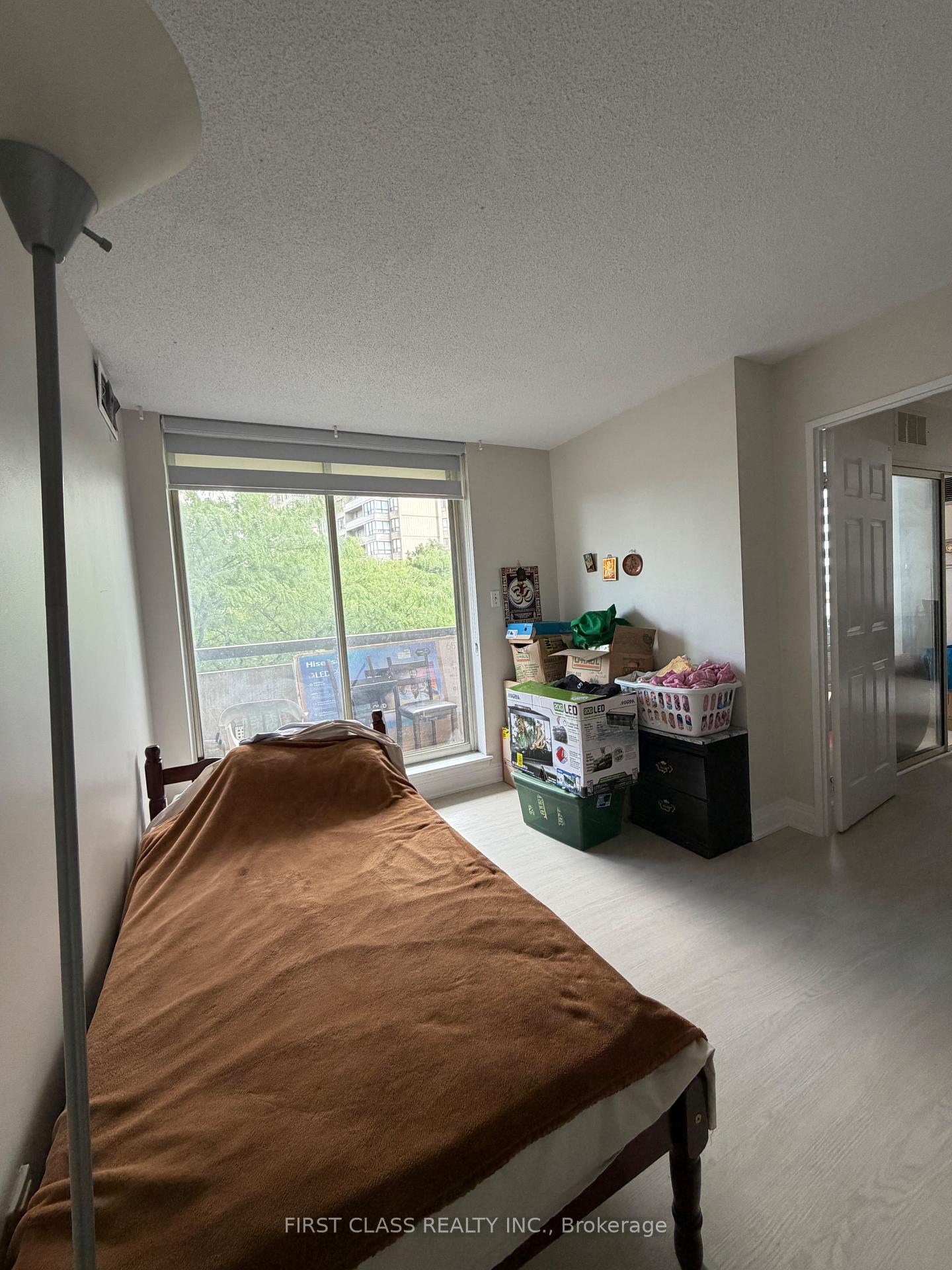 Photo 23 of Unit 402, 30 Malta Avenue, Brampton, Fletcher's Creek South — HOMEH