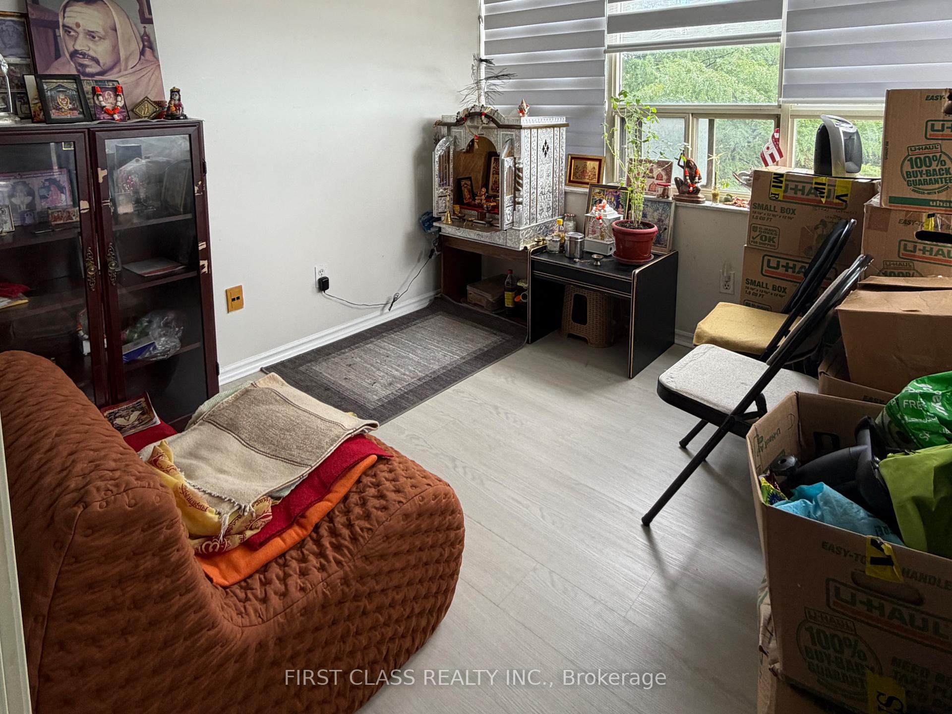 Photo 12 of Unit 402, 30 Malta Avenue, Brampton, Fletcher's Creek South — HOMEH