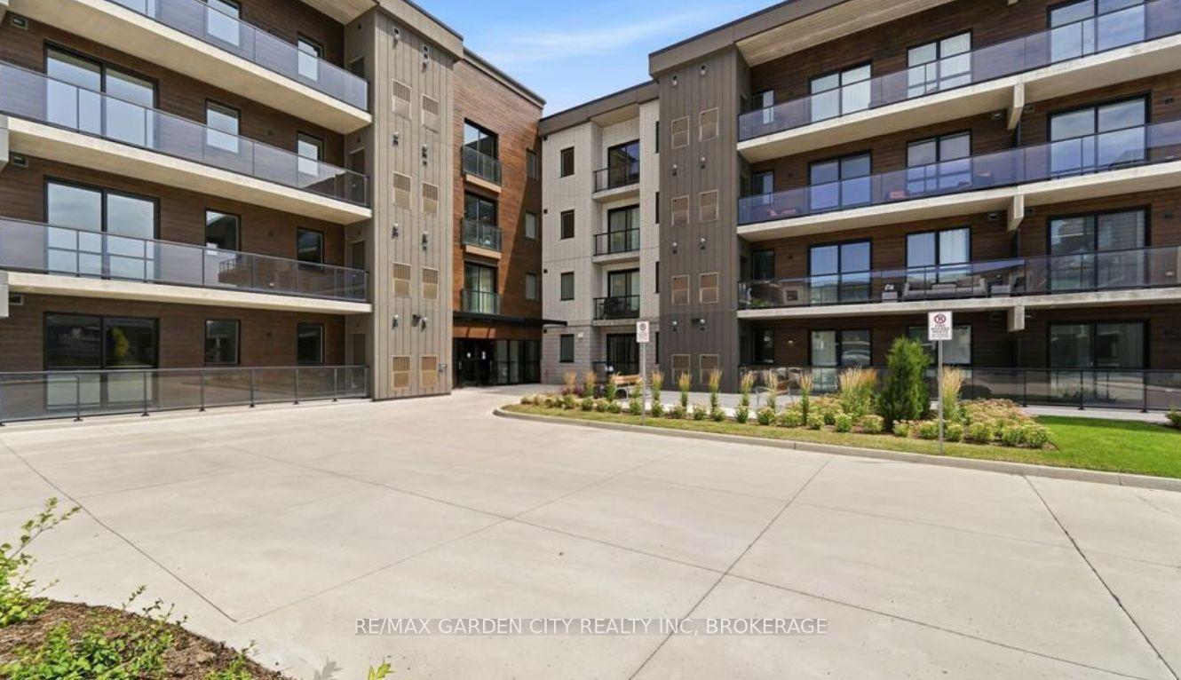 Photo 2 of Unit 213, 7549B Kalar Road, Niagara Falls, Brown — HOMEH