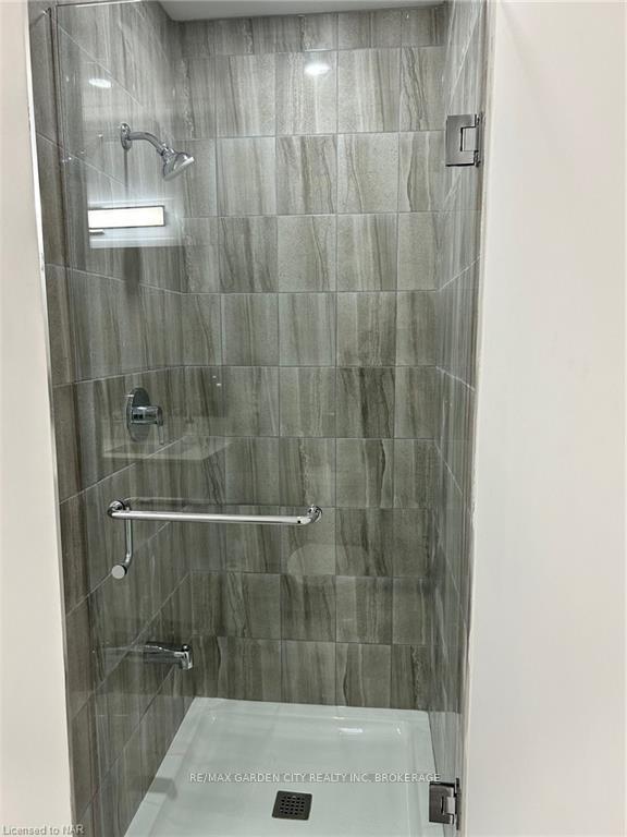 Photo 24 of Unit 213, 7549B Kalar Road, Niagara Falls, Brown — HOMEH