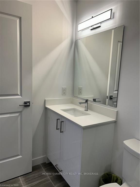 Photo 27 of Unit 213, 7549B Kalar Road, Niagara Falls, Brown — HOMEH
