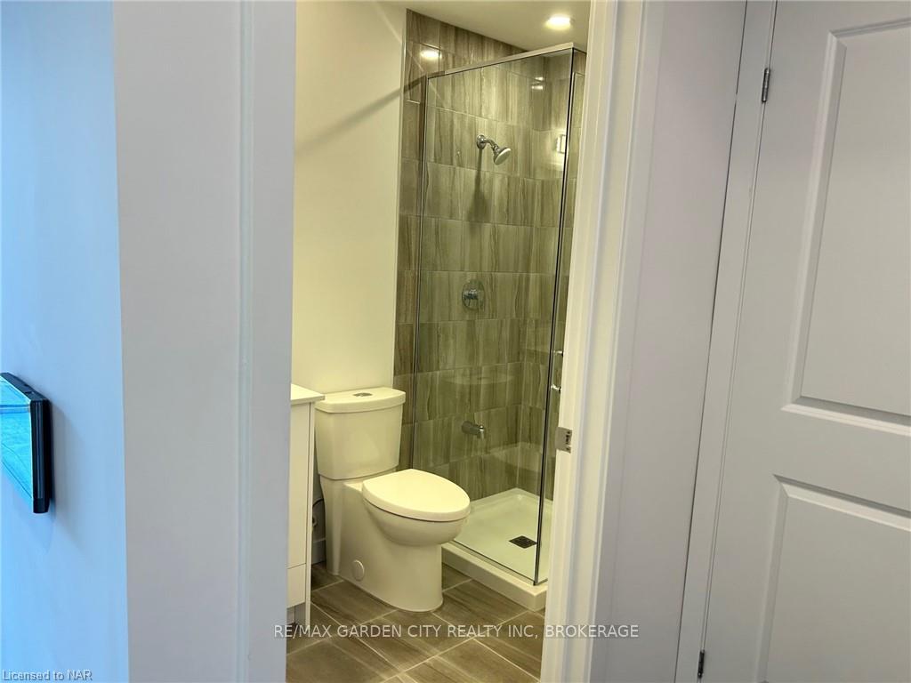 Photo 30 of Unit 213, 7549B Kalar Road, Niagara Falls, Brown — HOMEH