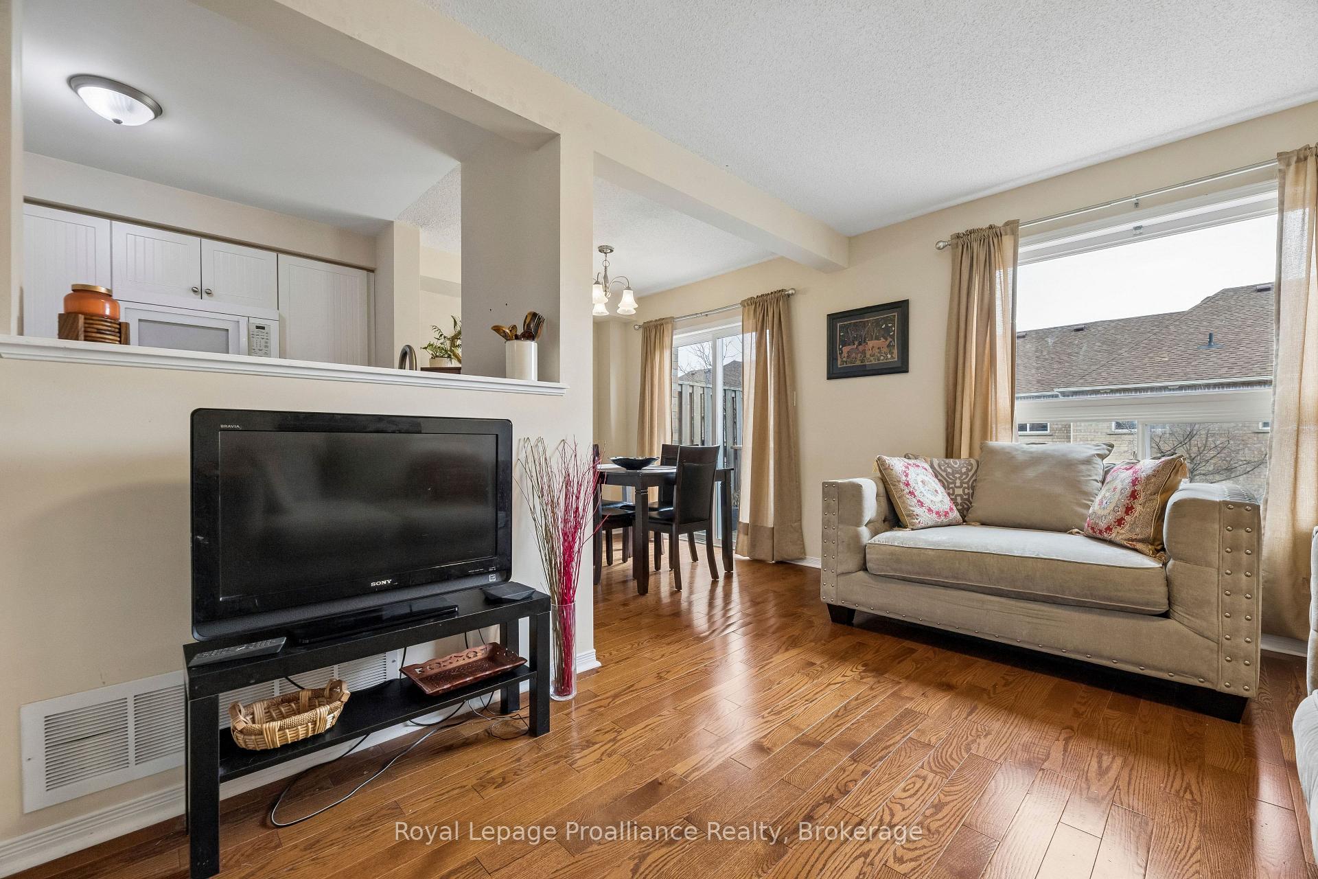 Photo 7 of Unit 61, 1119 Ormond Drive, Oshawa, Samac — HOMEH