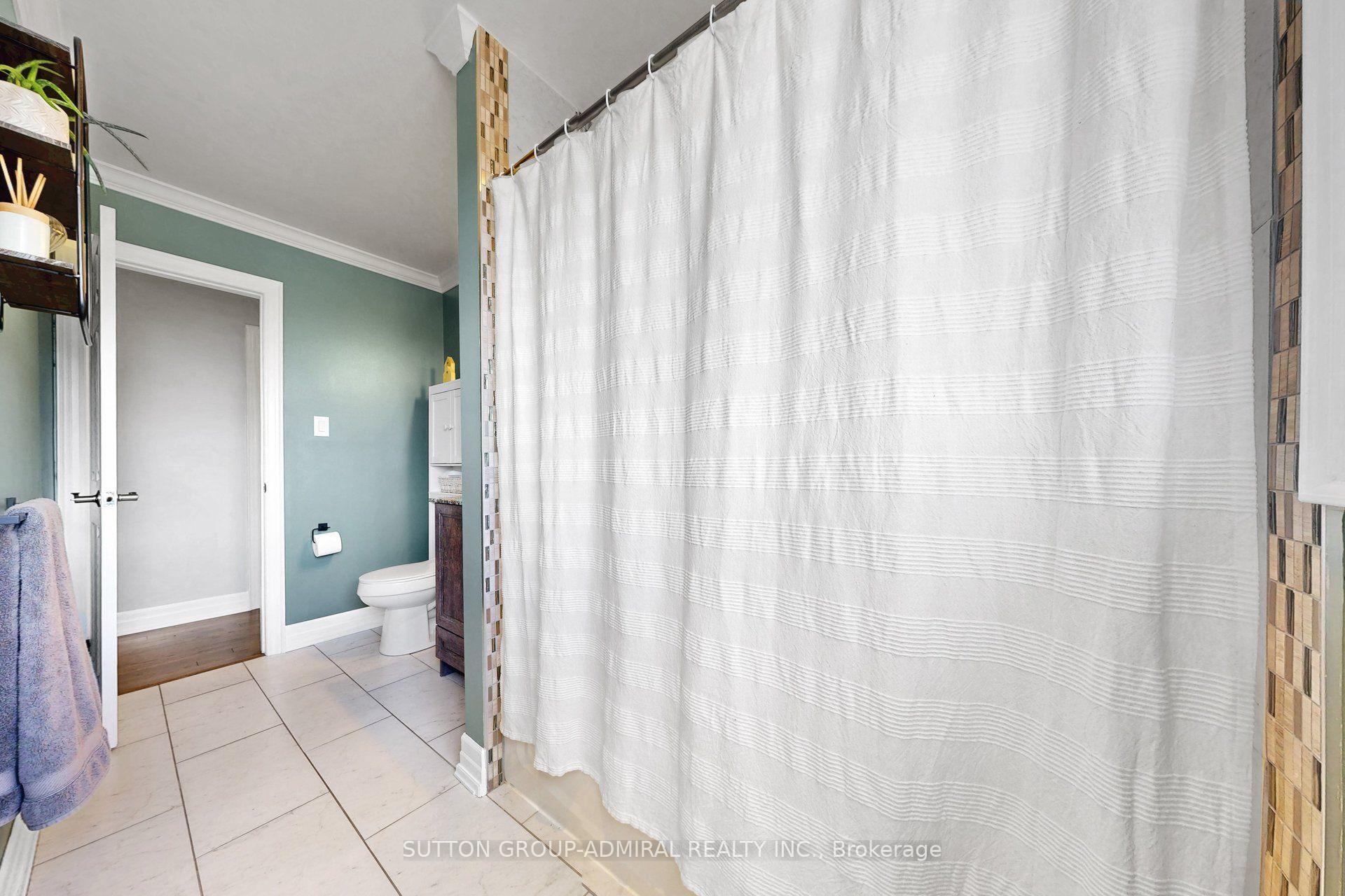 Photo 21 of 149 Little Avenue, Barrie, Allandale Heights — HOMEH