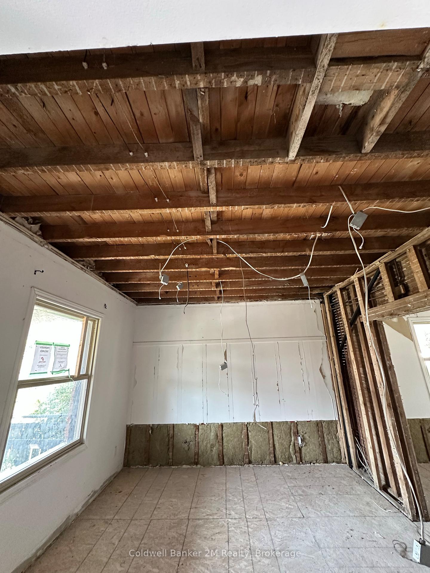 Photo 6 of 386 Pine Avenue, Oshawa, Vanier — HOMEH