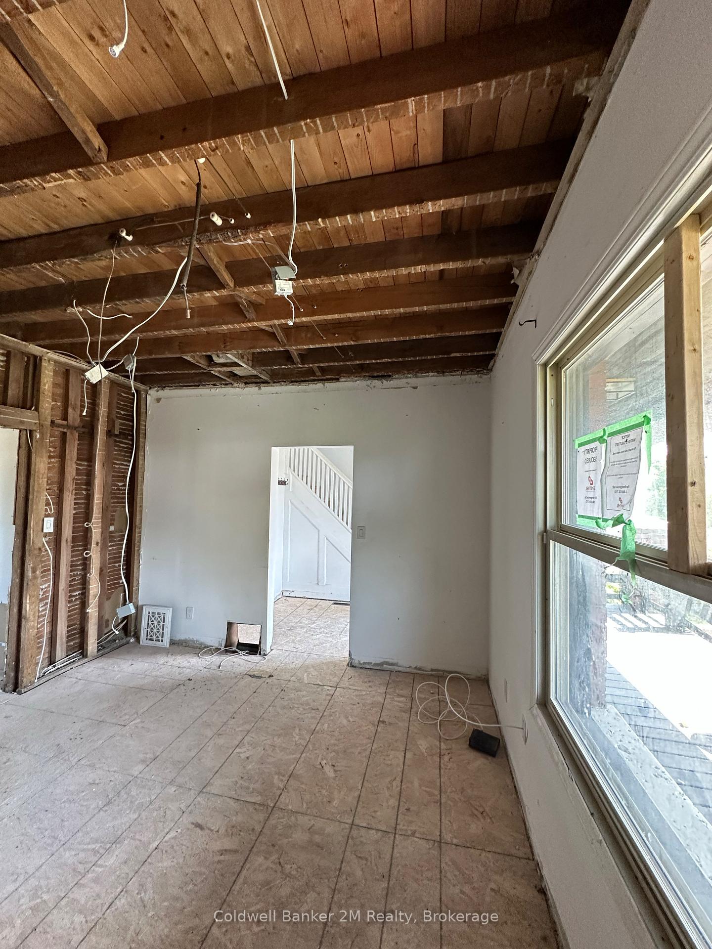 Photo 7 of 386 Pine Avenue, Oshawa, Vanier — HOMEH