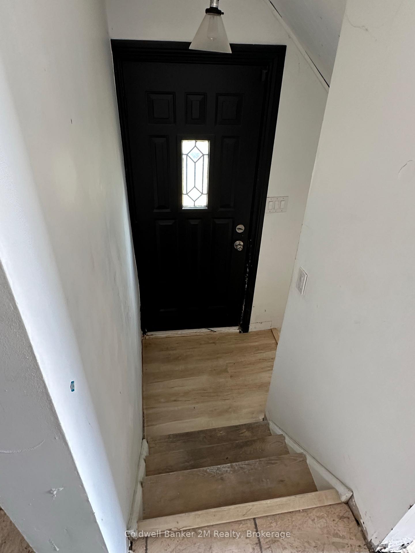 Photo 14 of 386 Pine Avenue, Oshawa, Vanier — HOMEH