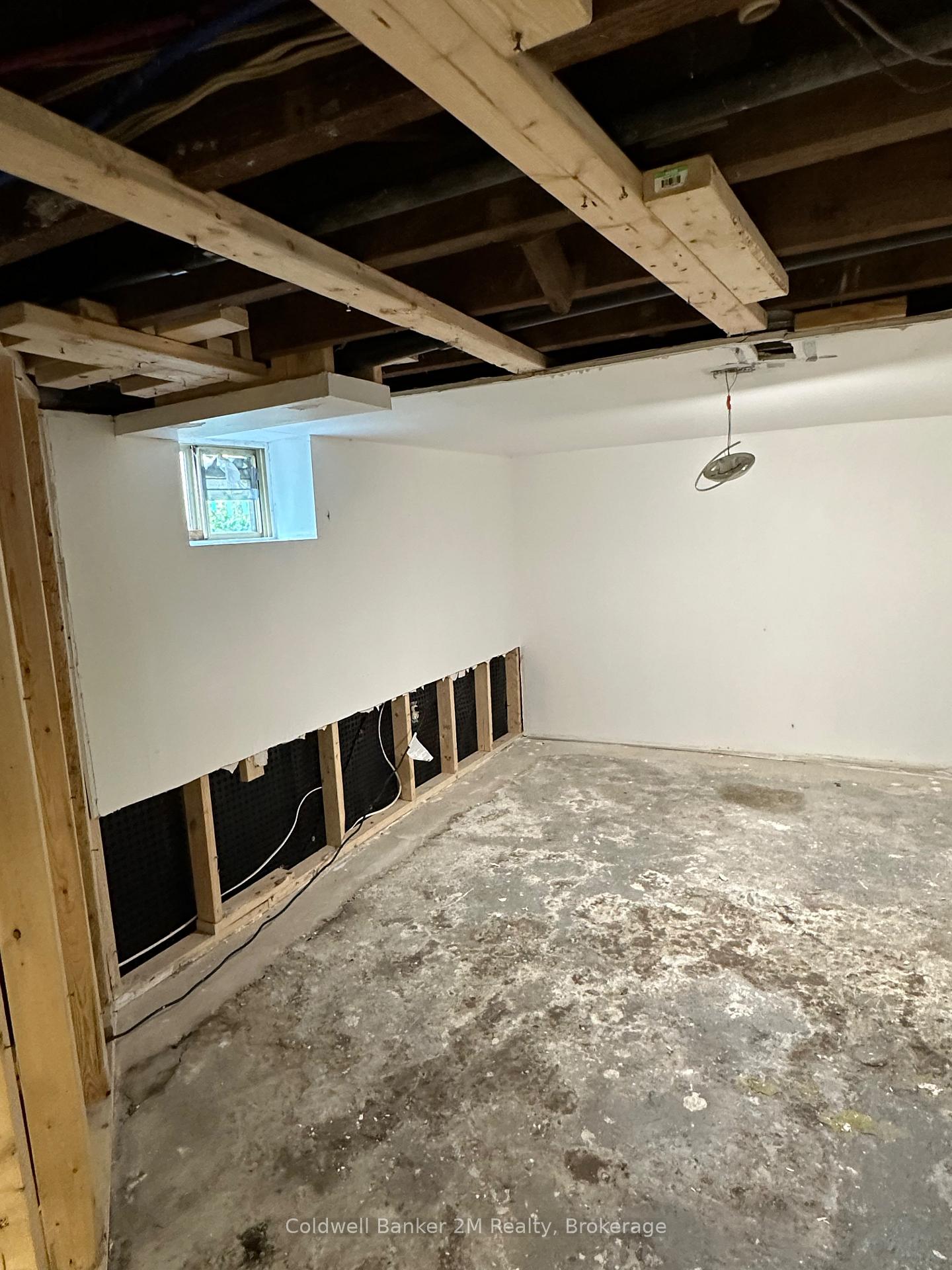 Photo 15 of 386 Pine Avenue, Oshawa, Vanier — HOMEH