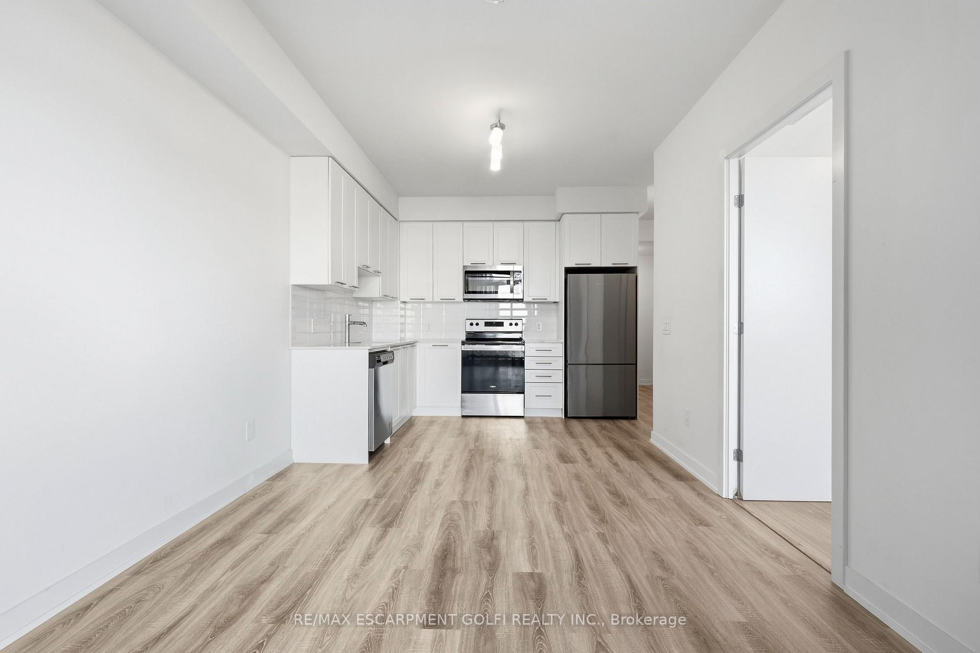 Photo 6 of Unit 304, 385 Winston Road, Grimsby, Grimsby Beach — HOMEH