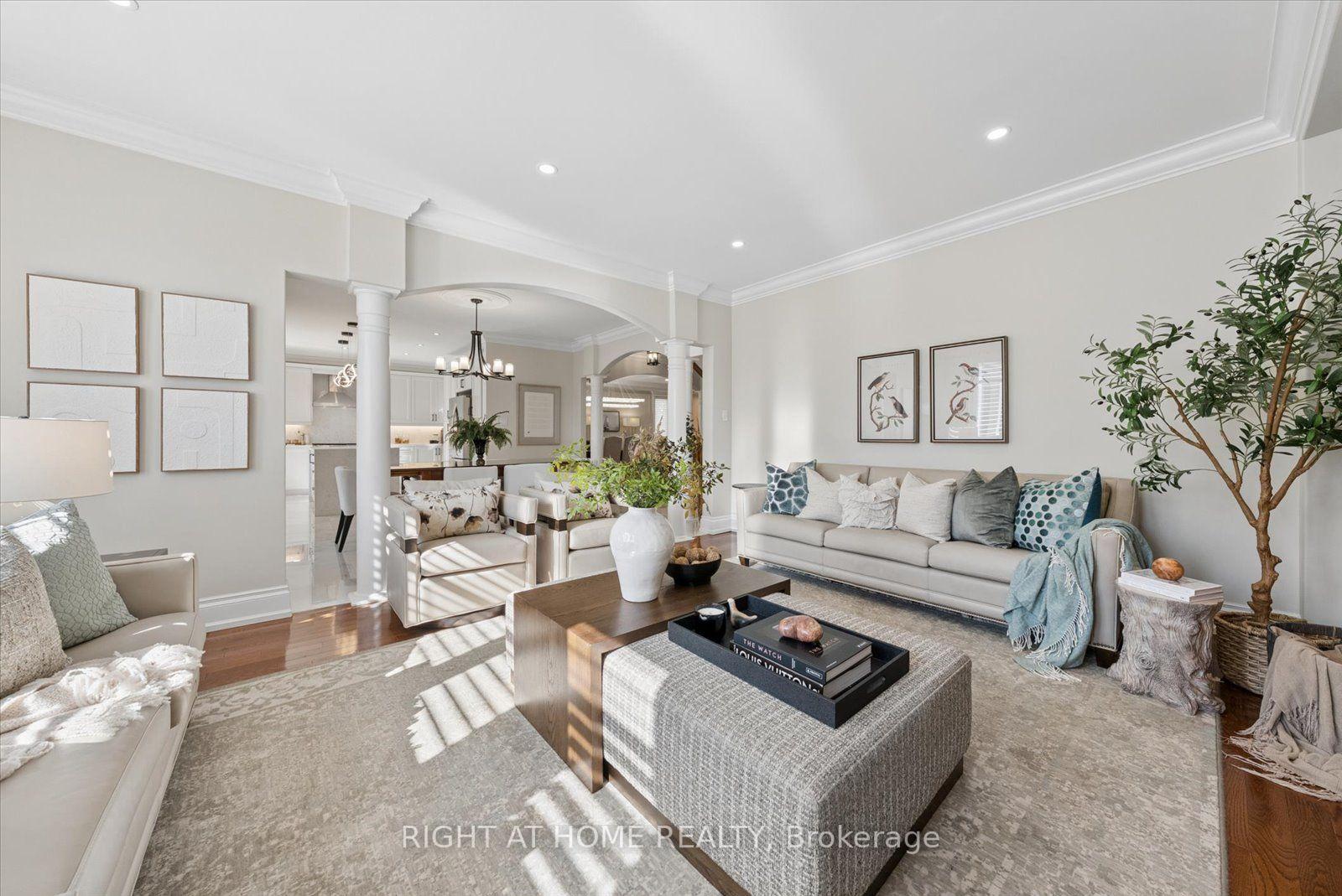 Photo 5 of 12 Roderick Court, Richmond Hill, Jefferson — HOMEH