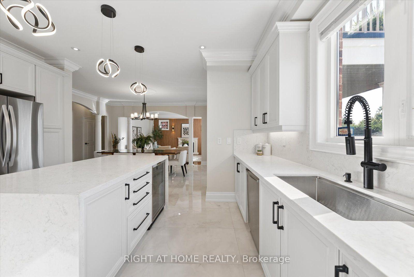 Photo 13 of 12 Roderick Court, Richmond Hill, Jefferson — HOMEH