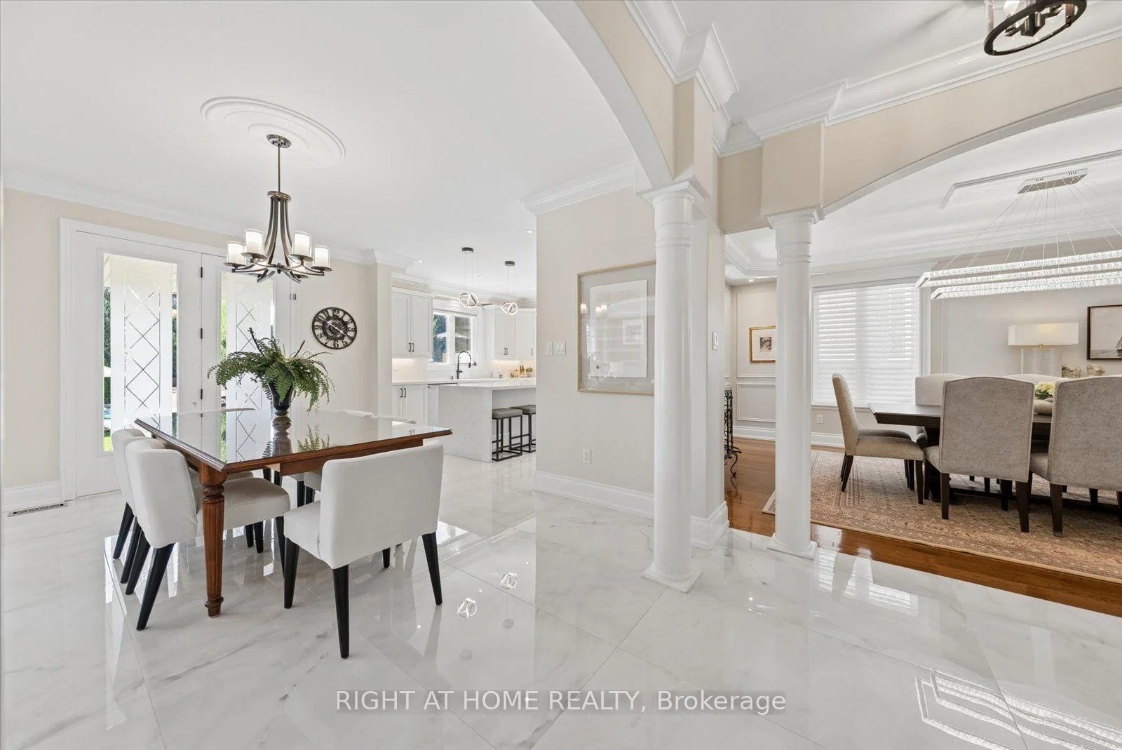 Photo 3 of 12 Roderick Court, Richmond Hill, Jefferson — HOMEH