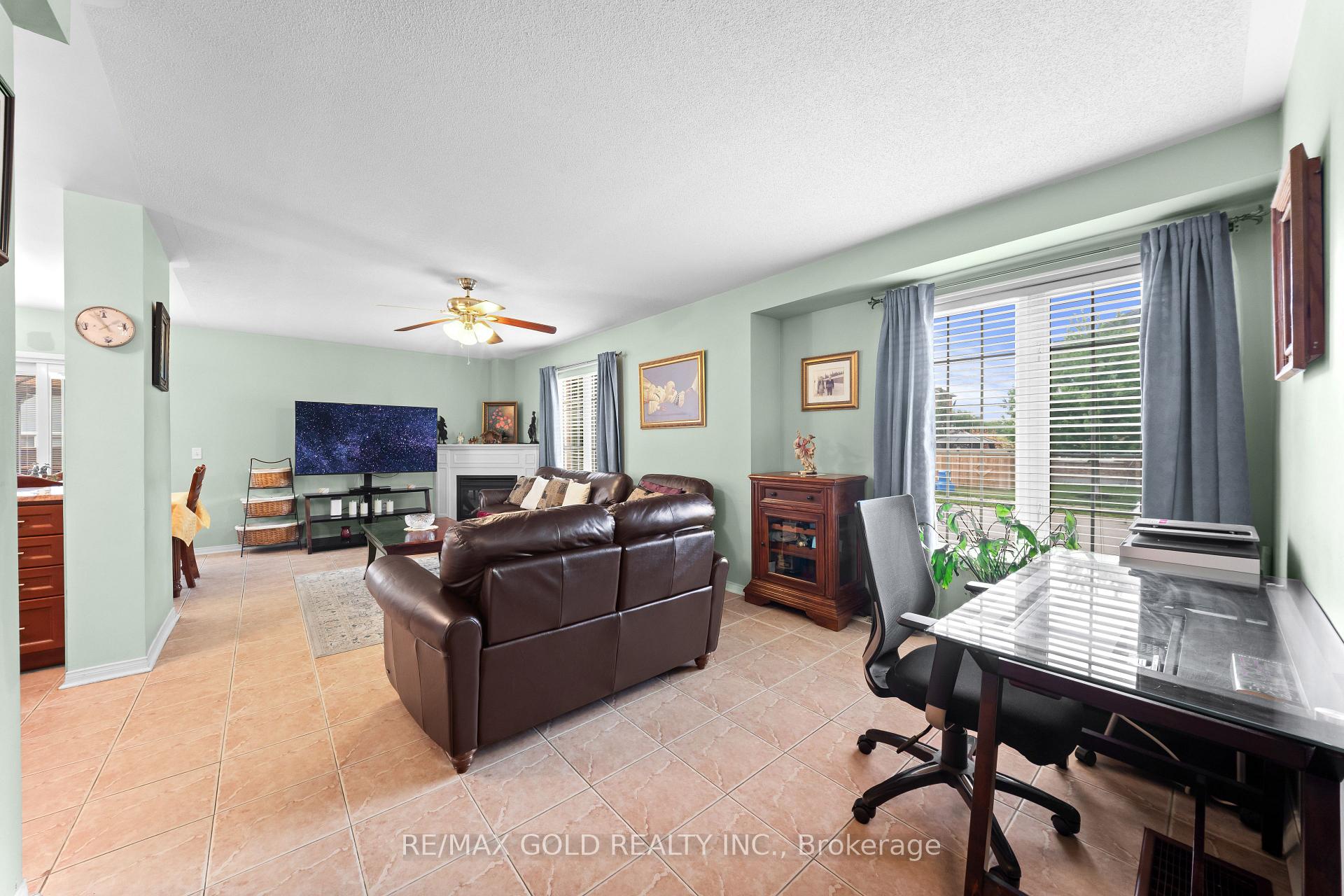 Photo 6 of 35 Goreridge Crescent, Brampton, Bram East — HOMEH