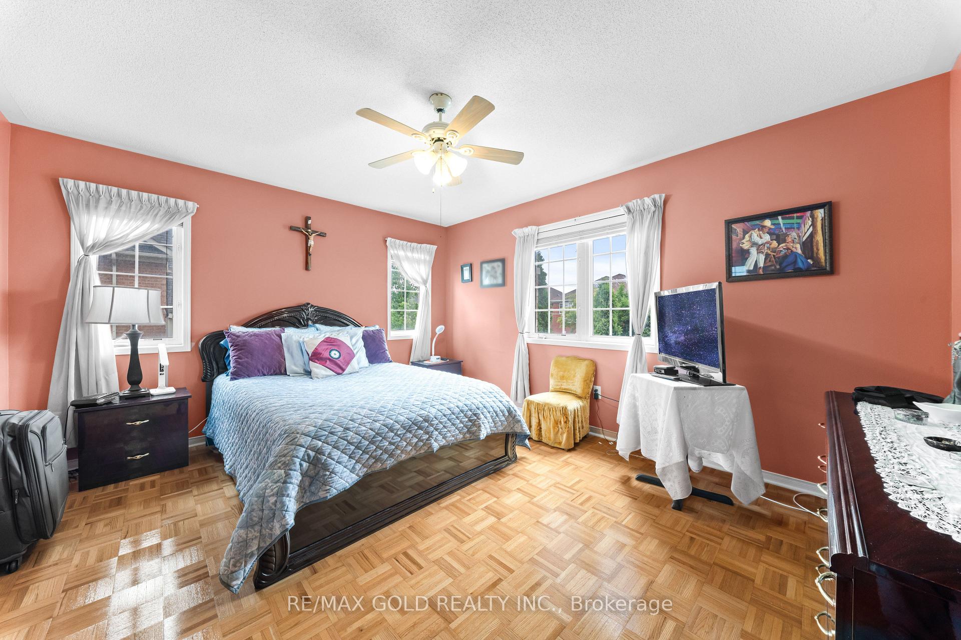 Photo 13 of 35 Goreridge Crescent, Brampton, Bram East — HOMEH