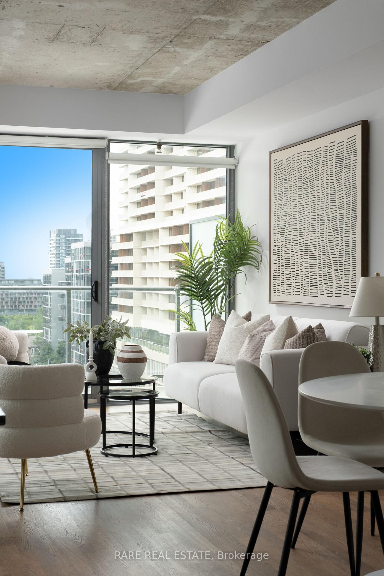 Photo 10 of Unit 919, 95 Bathurst Street, Toronto, Waterfront Communities — HOMEH