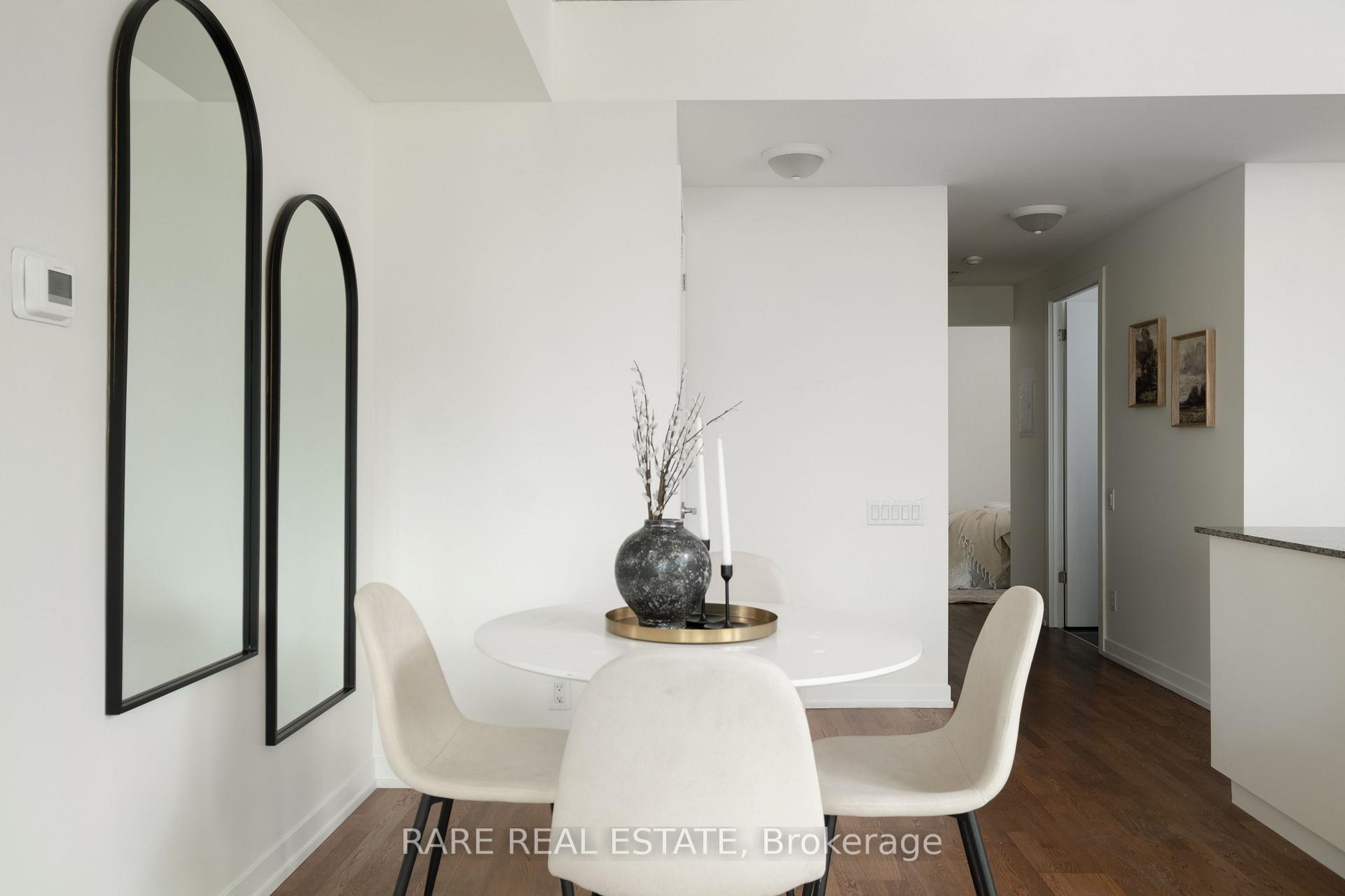 Photo 14 of Unit 919, 95 Bathurst Street, Toronto, Waterfront Communities — HOMEH