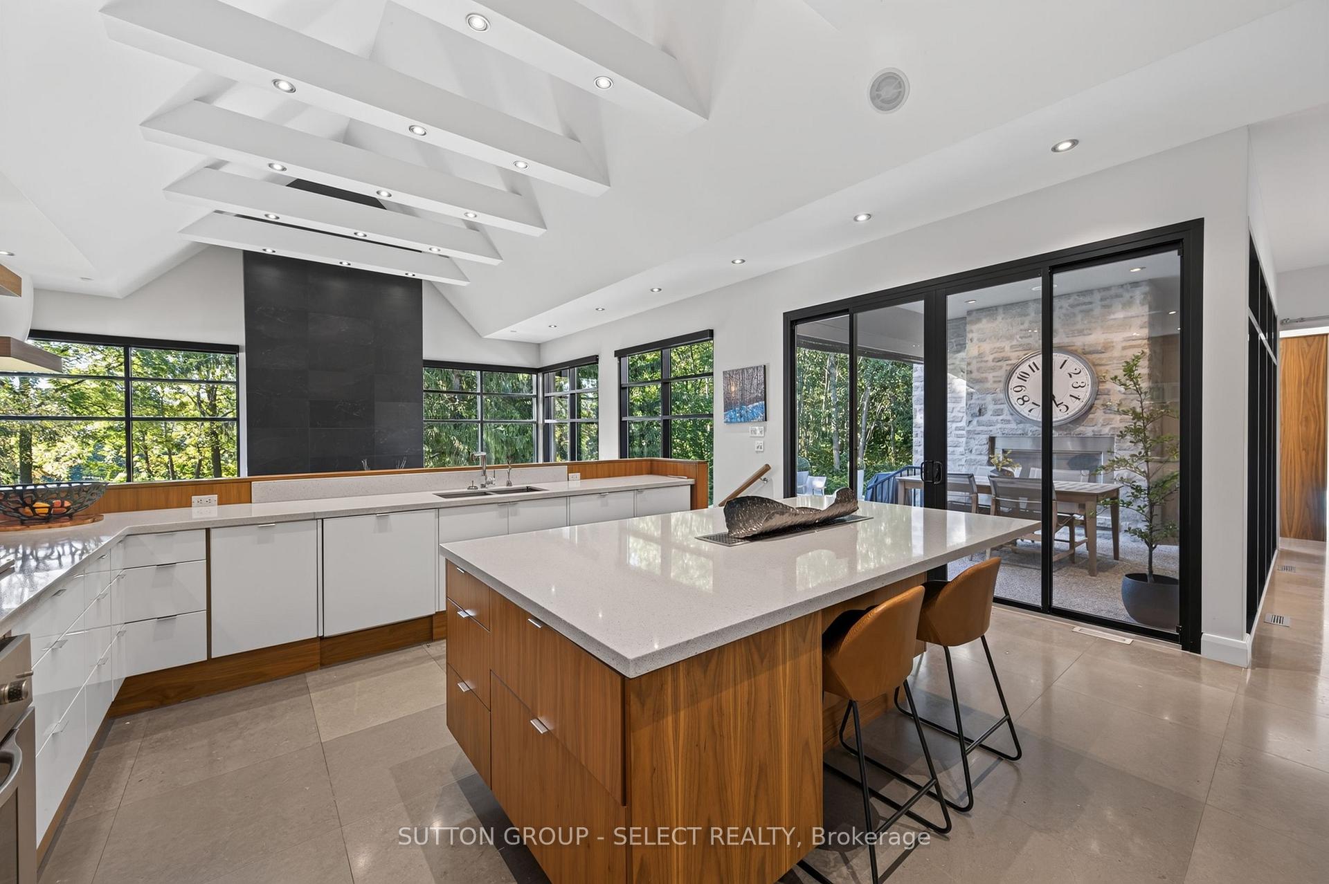 Photo 12 of Unit 6, 756 Riverside Drive, London, North Q — HOMEH