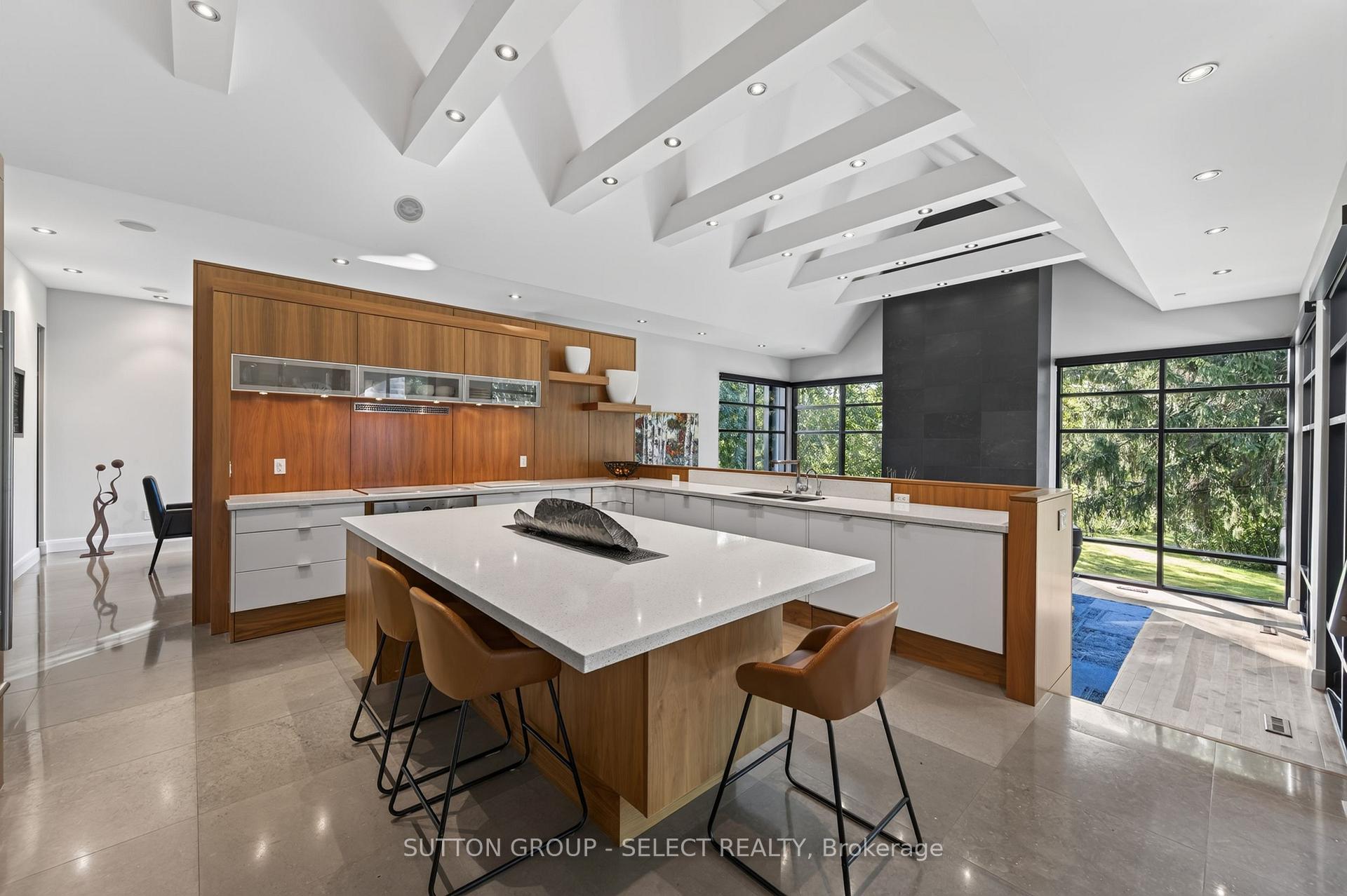 Photo 13 of Unit 6, 756 Riverside Drive, London, North Q — HOMEH