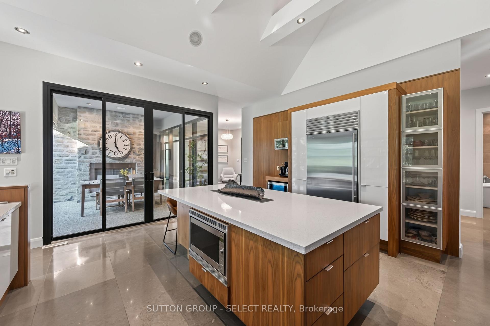 Photo 16 of Unit 6, 756 Riverside Drive, London, North Q — HOMEH