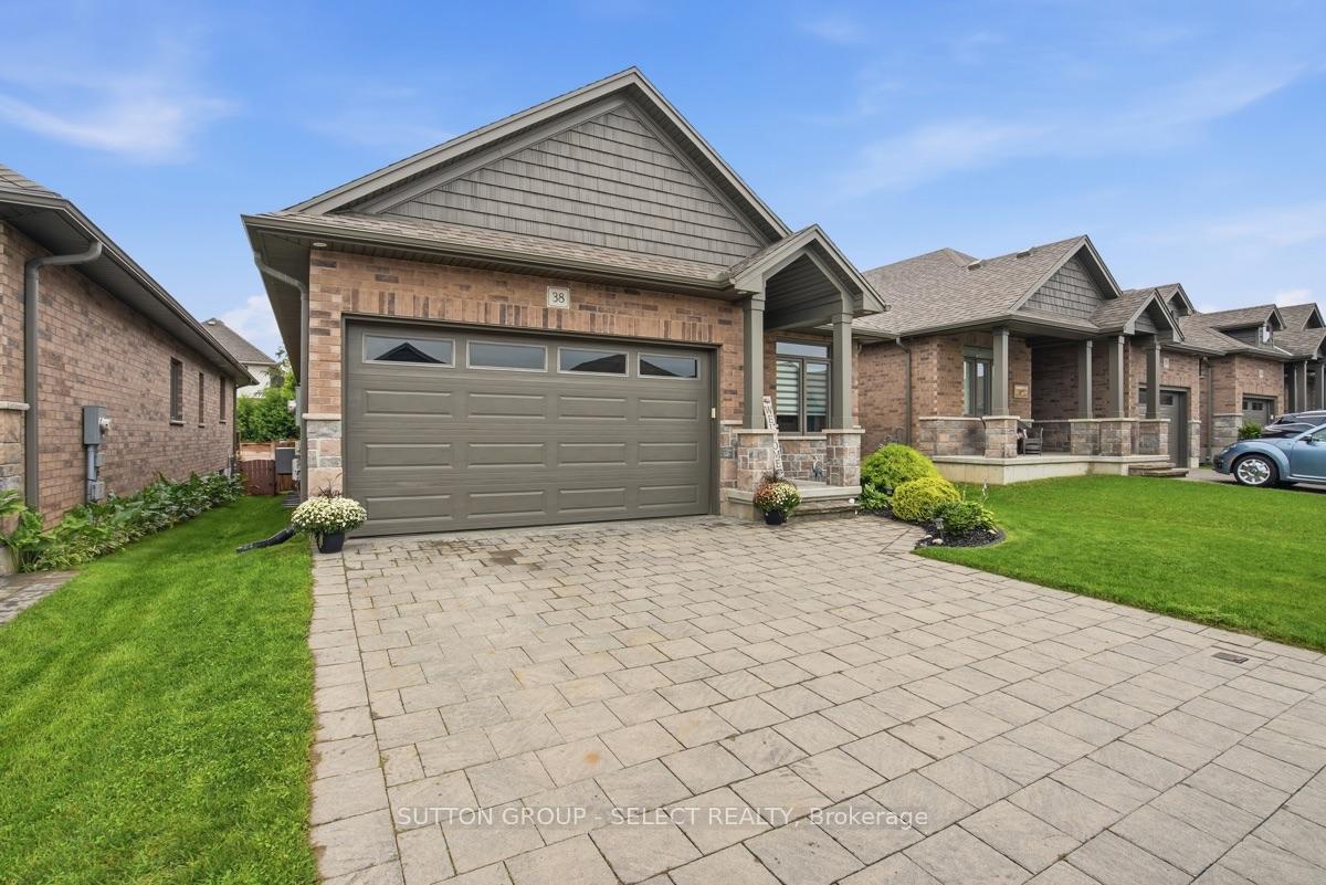 Photo 3 of Unit 38, 159 Collins Way, Strathroy-Caradoc, SE — HOMEH