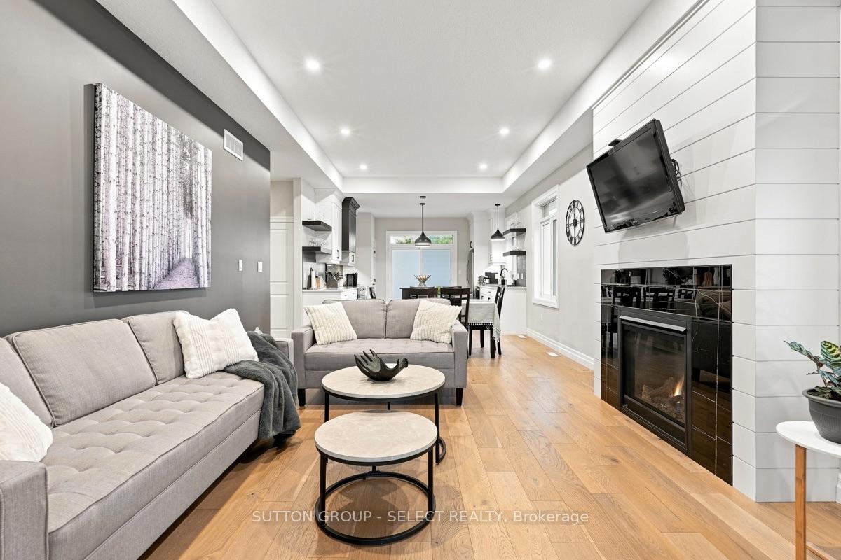 Photo 8 of Unit 38, 159 Collins Way, Strathroy-Caradoc, SE — HOMEH