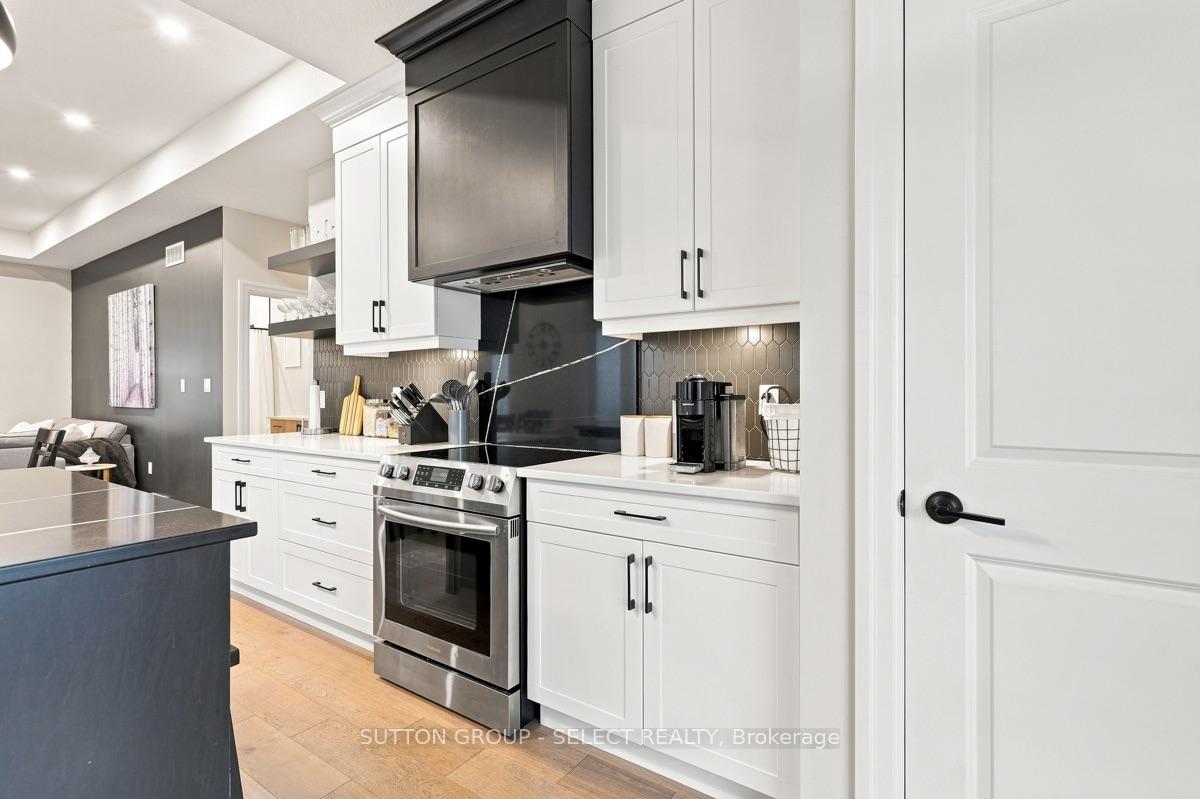 Photo 19 of Unit 38, 159 Collins Way, Strathroy-Caradoc, SE — HOMEH